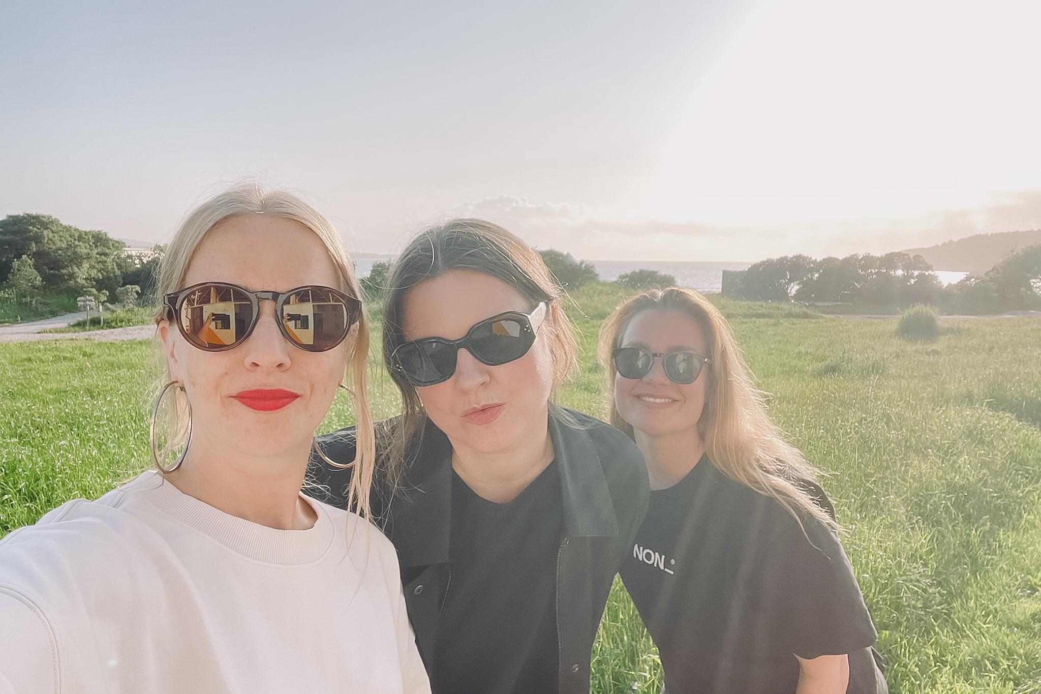 Ann-Charlott Ommedal Holden, Birthe Skotheim and Astrid Norum at Nonspace's annual summer party at Stokkøya.