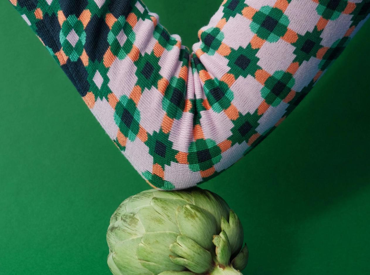 Oleana redefining e-commerce for a unique fashion brand by Nonspace