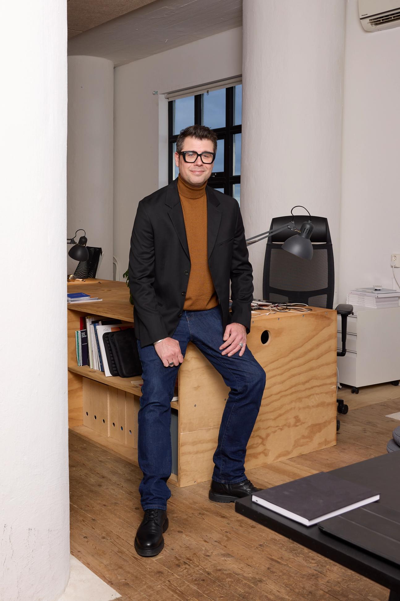 Portrait of Tom Morgan, Strategic Leader and Partner at Nonspace.