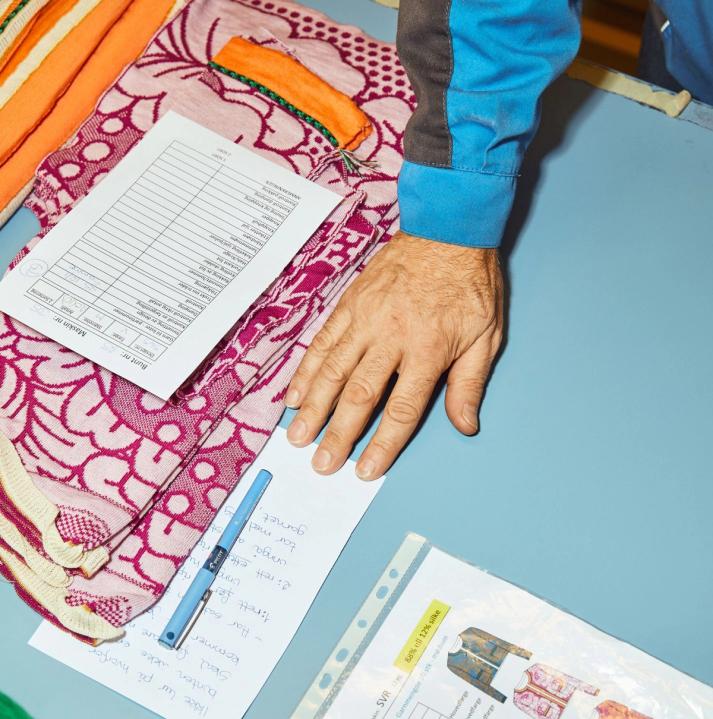 Oleana redefining e-commerce for a unique fashion brand by Nonspace