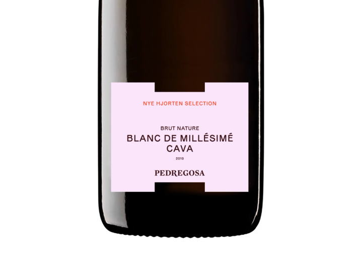 Nye hjorten teater identitet logo av Nonspace