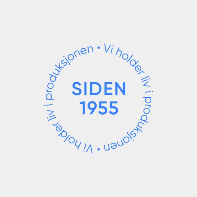 A circular badge reading "Siden 1955" with Norwegian text "Vi holder liv i produksjonen" repeated around it — by Nonspace