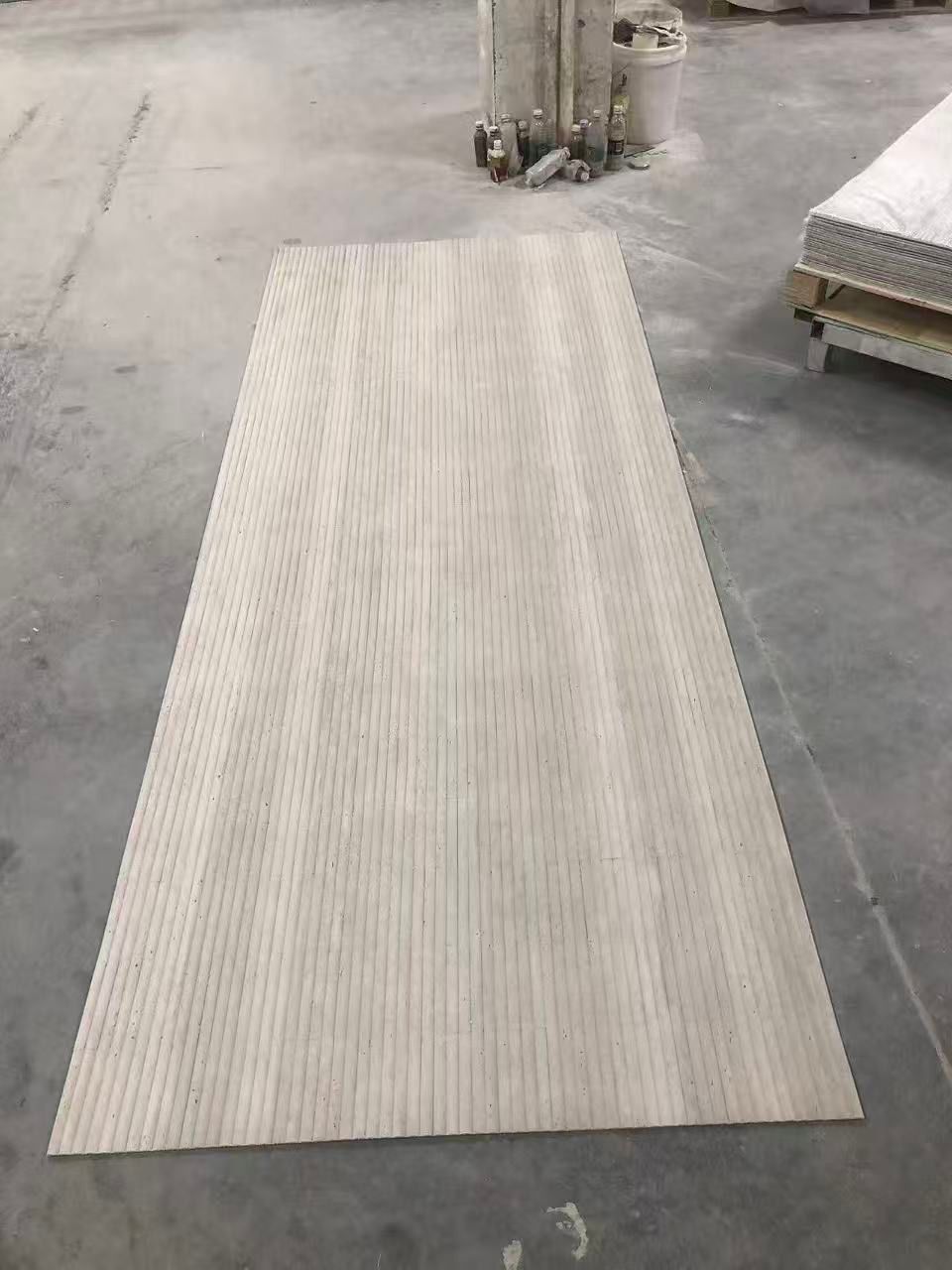 Travertin Light Bullnose MCM Wandpaneel 300x119  alternatief