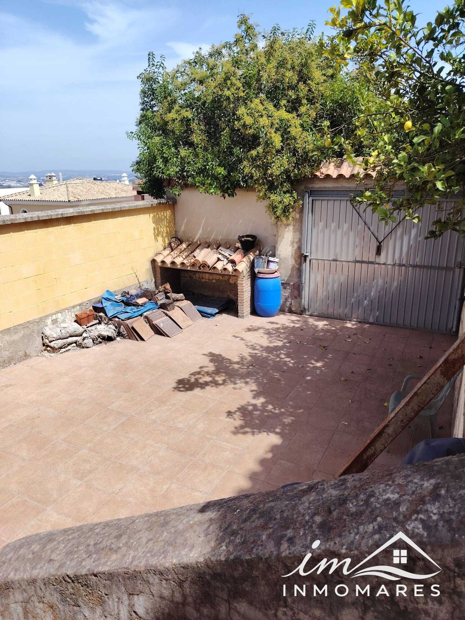 Chalet pareado con patio y semisótano en San Bernabé — foto 20