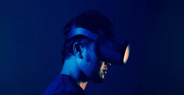 How do you develop a VR game that works at a medical congress?