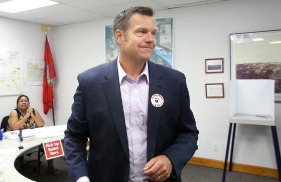 Kansas Attorney General Kris Kobach at a public meeting