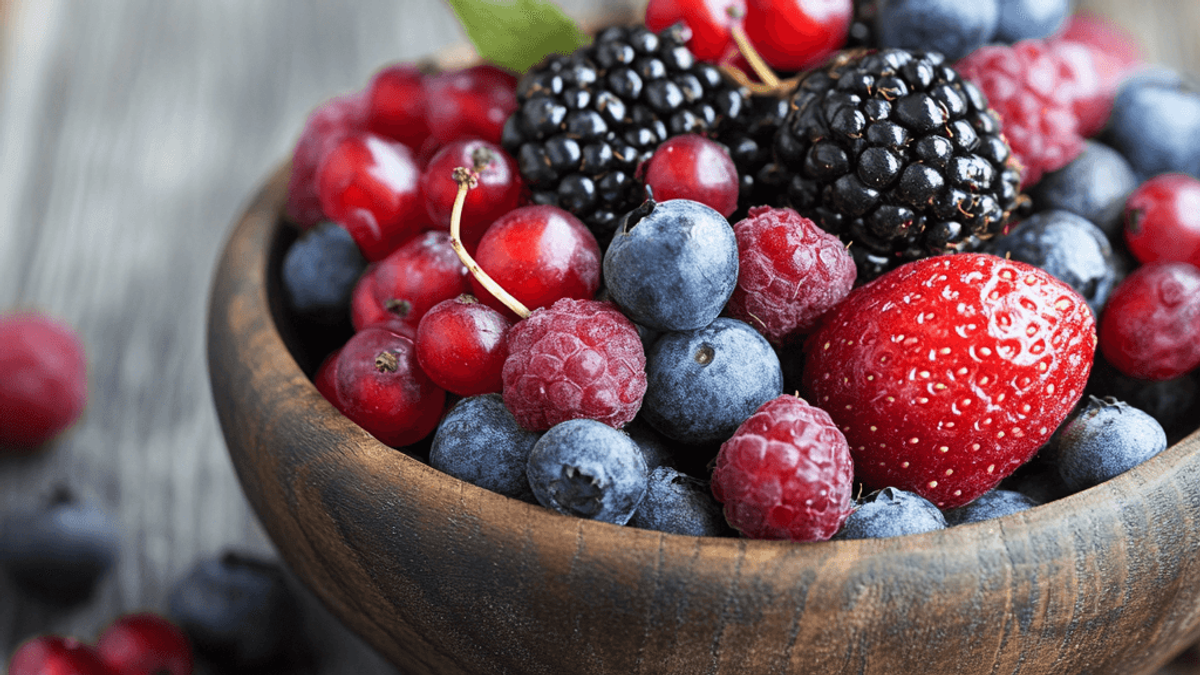 10 Anti-Aging Recipes Packed with Superfoods – Eat Your Way to Glowing Skin and Longevity