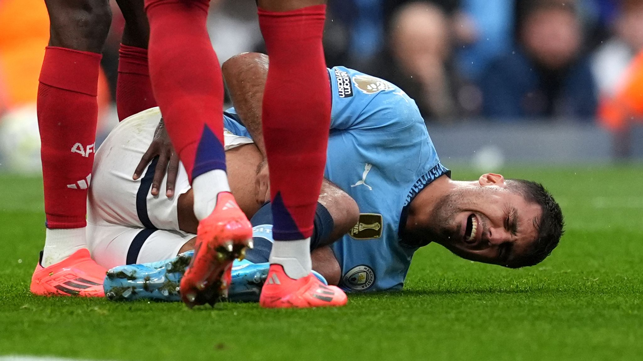 https://www.theguardian.com/football/2024/sep/23/rodri-could-miss-rest-of-season-due-to-acl-injury-suffered-against-arsenal