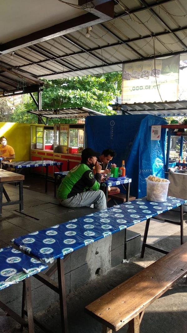 Lapak usaha kuliner murah di Kelapa Gading Jakarta Utara - Jakarta