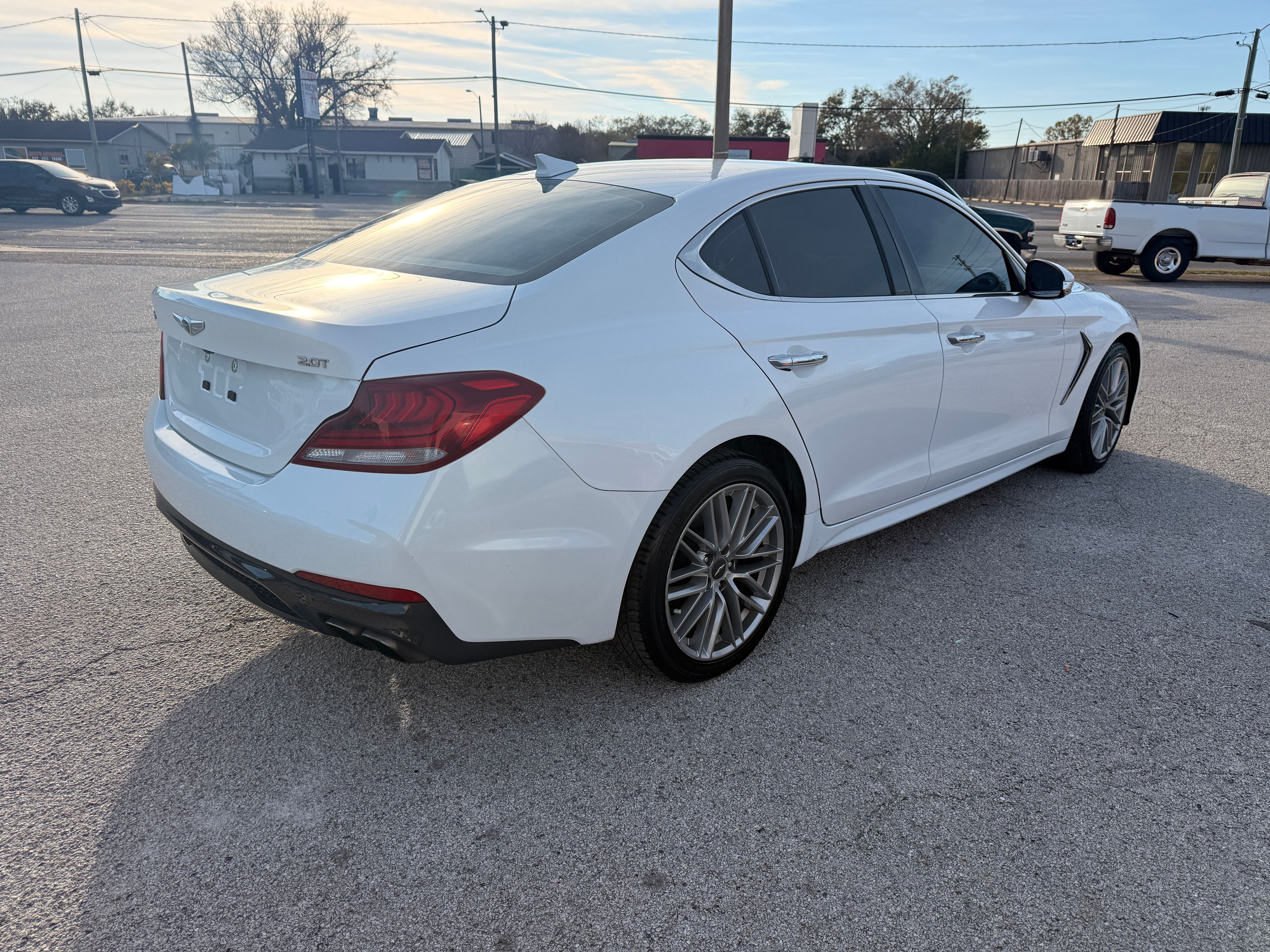 2020 GENESIS G70 White - Photo 3 of 7