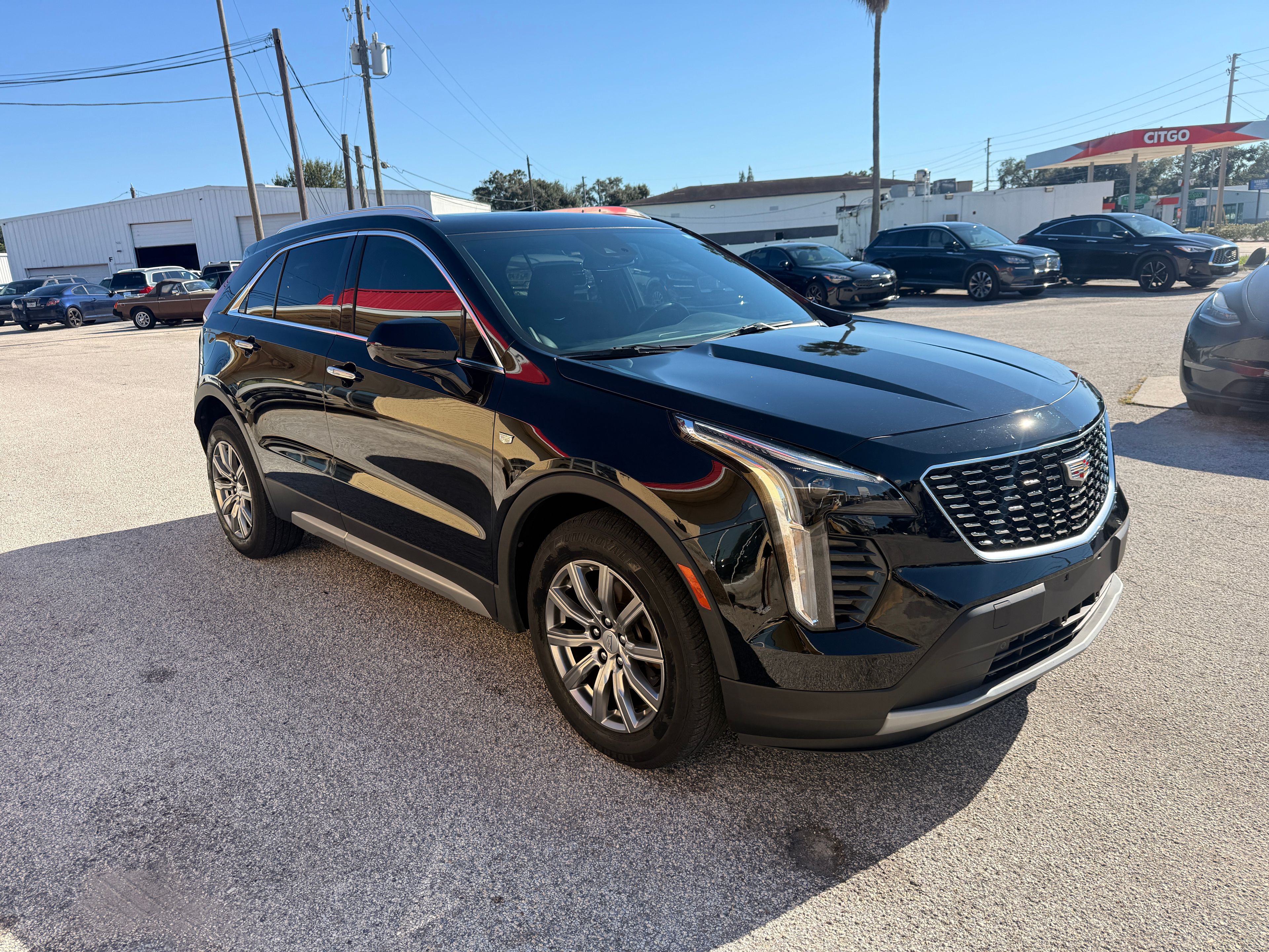 2019 CADILLAC XT4 Black - Photo 2 of 7