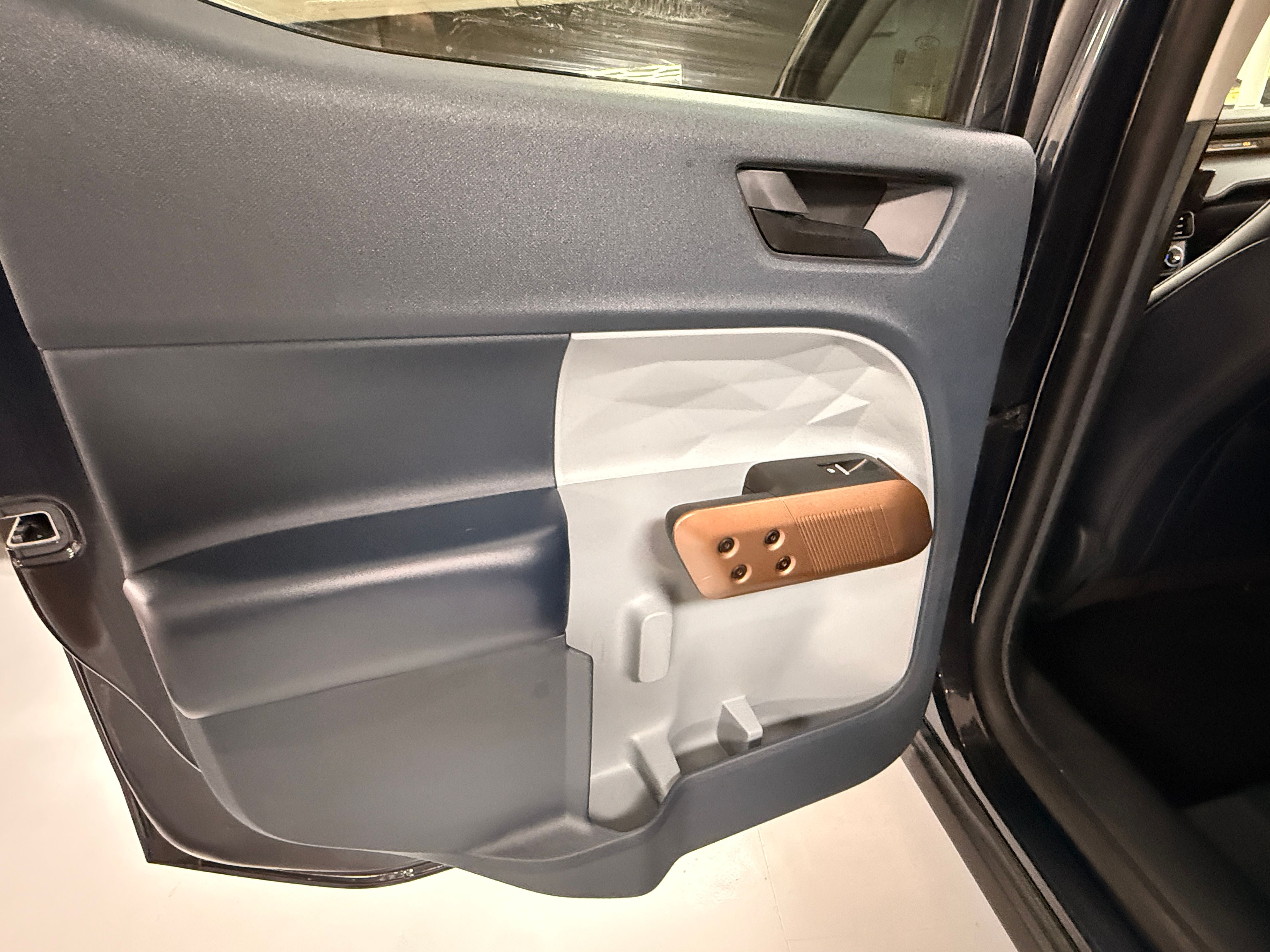 2023 Ford Maverick Brown - Photo 6 of 9