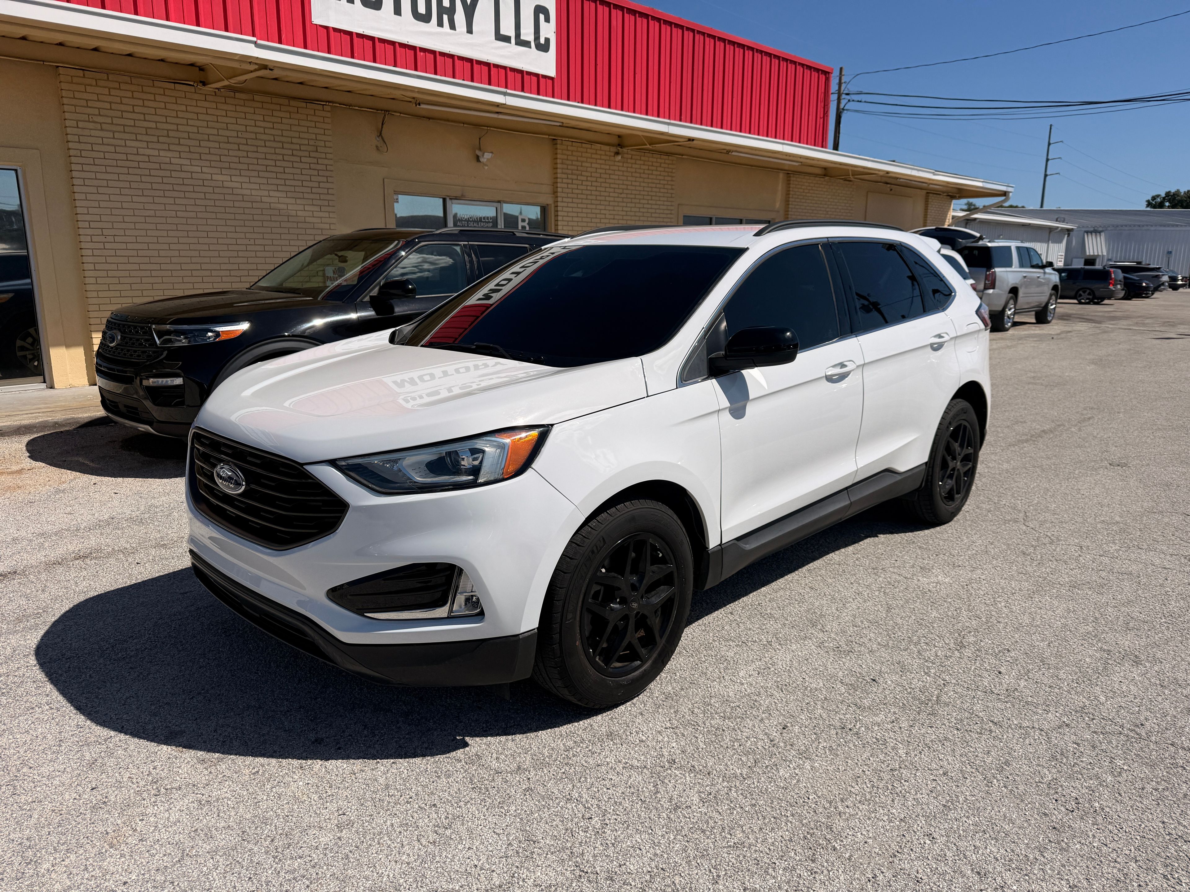2022 Ford Edge White - Photo 1 of 7