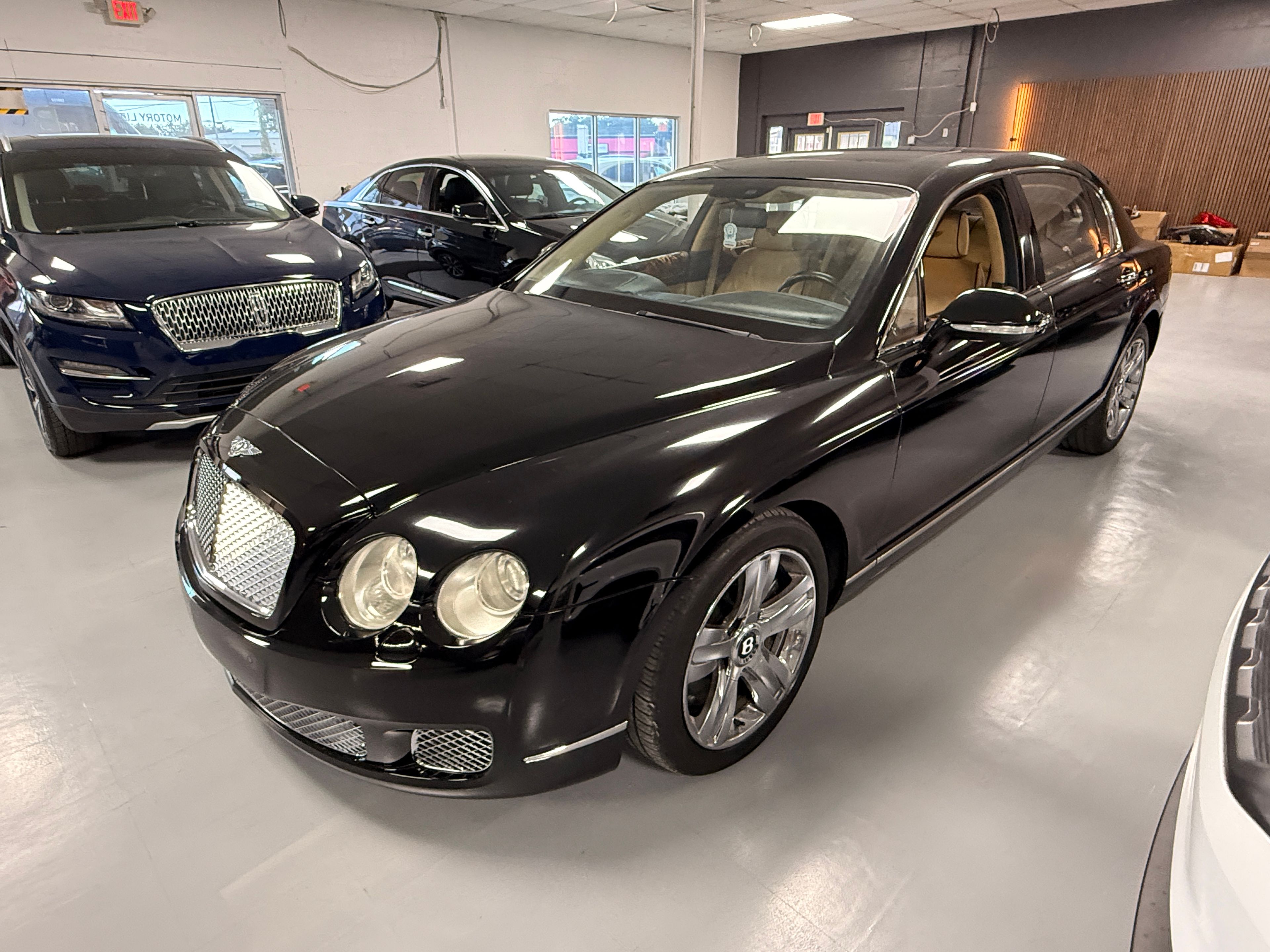 2013 BENTLEY Continental Black - Photo 4 of 7