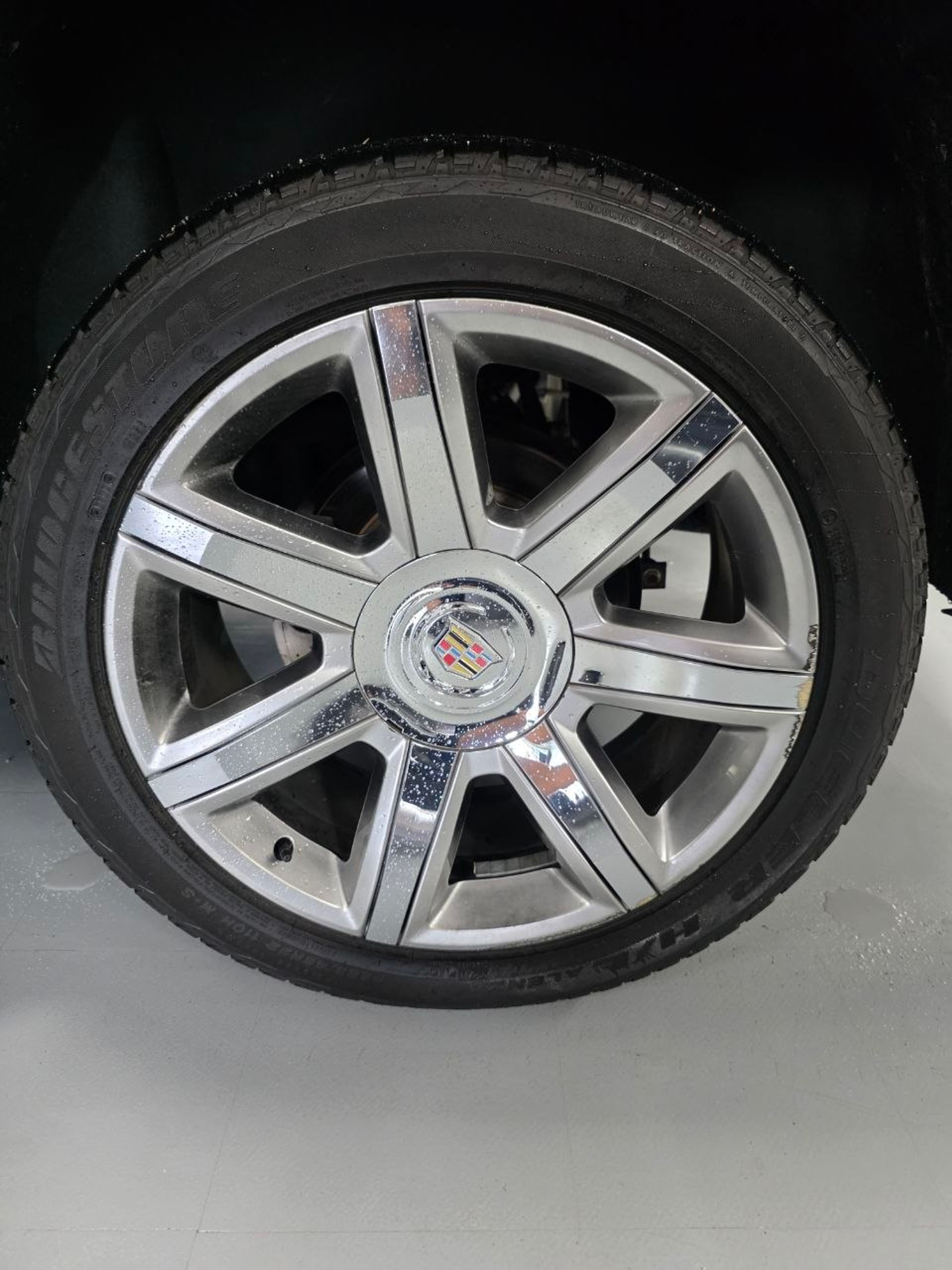 2020 CADILLAC Escalade Black - Photo 12 of 12