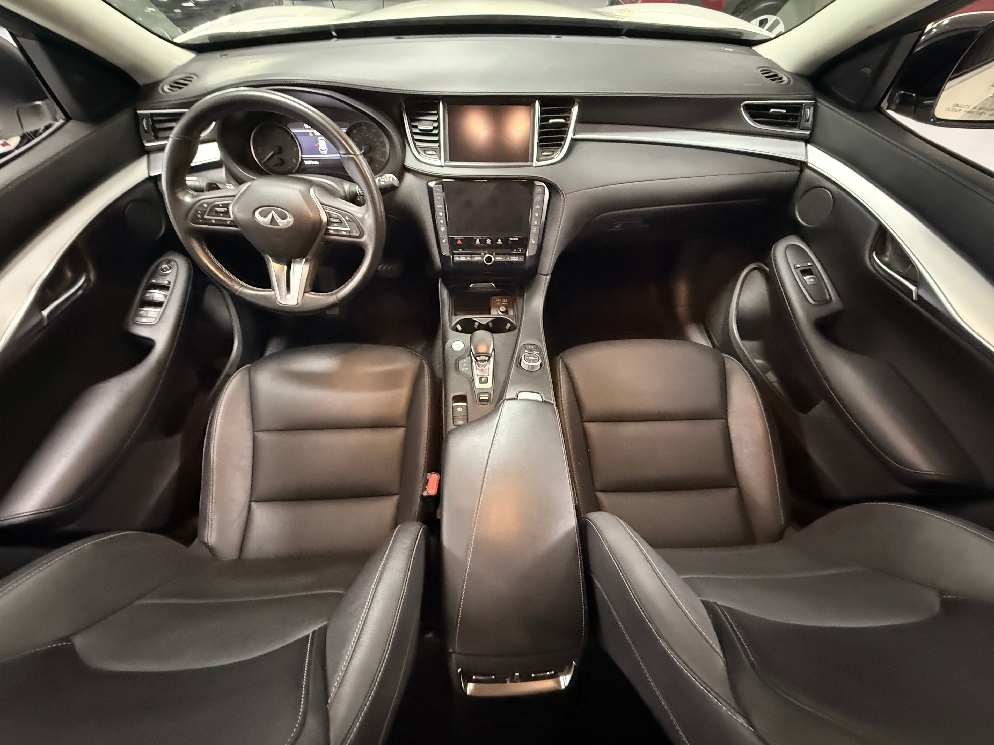 2021 INFINITI QX50 White - Photo 6 of 7