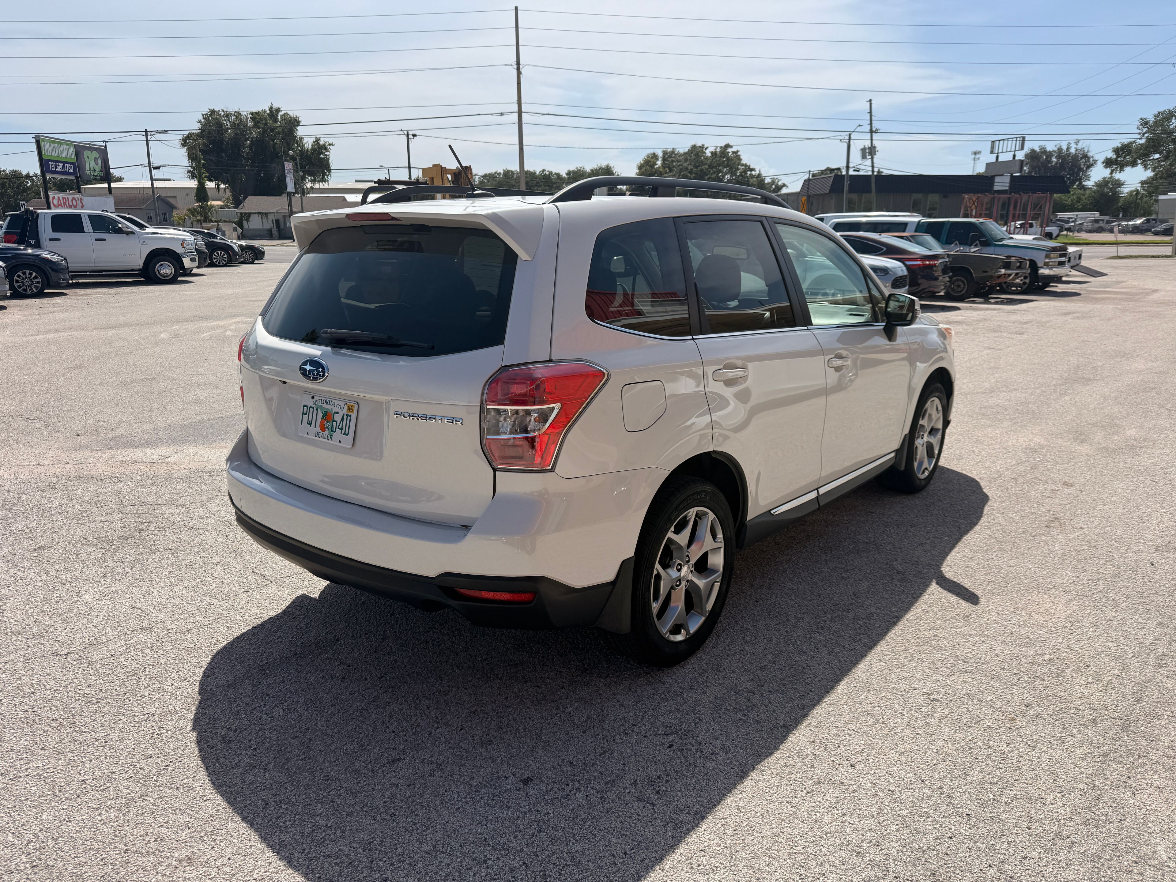 2015 Subaru Forester White - Photo 3 of 7
