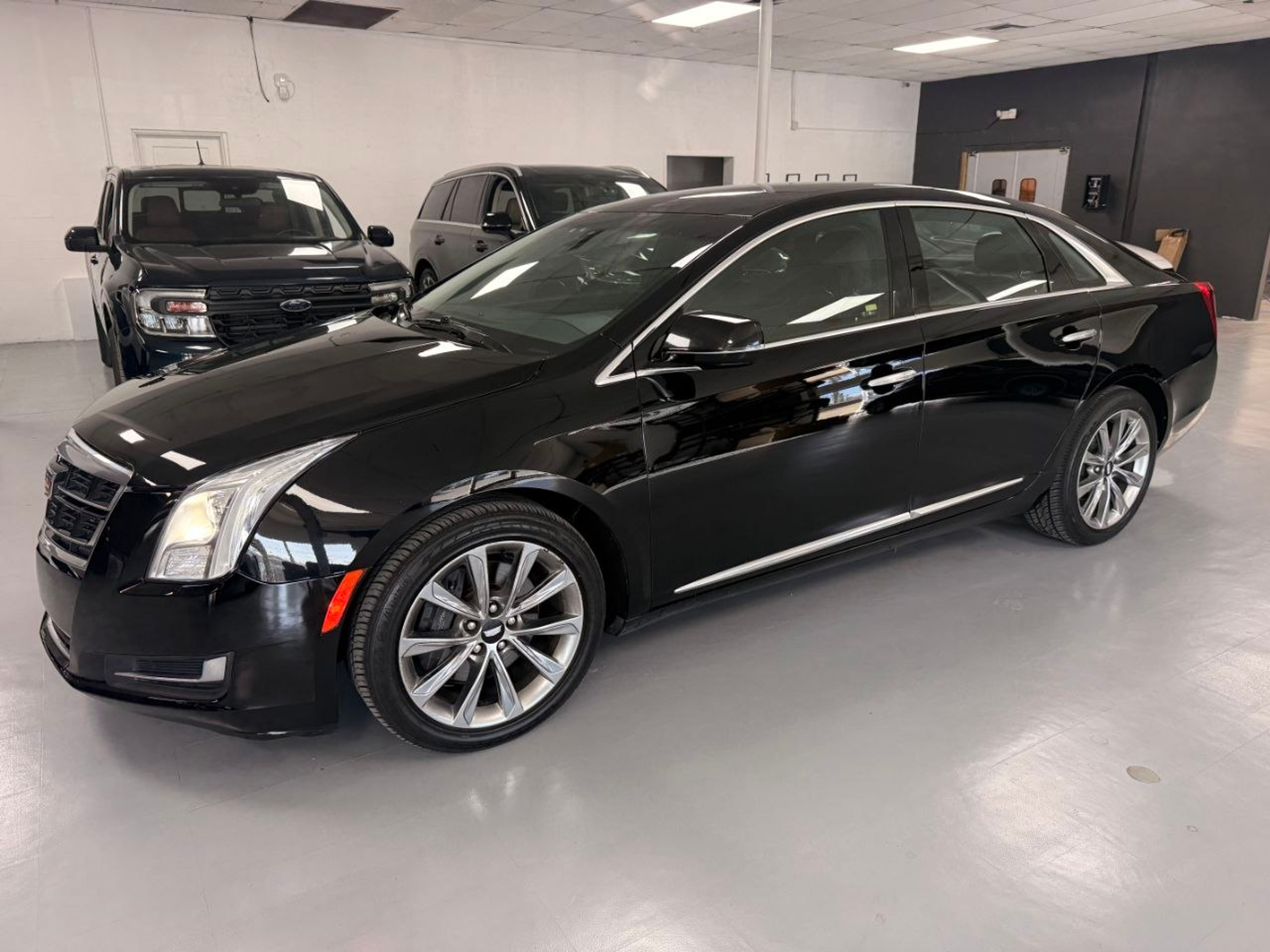 2017 CADILLAC XTS Black - Photo 1 of 8
