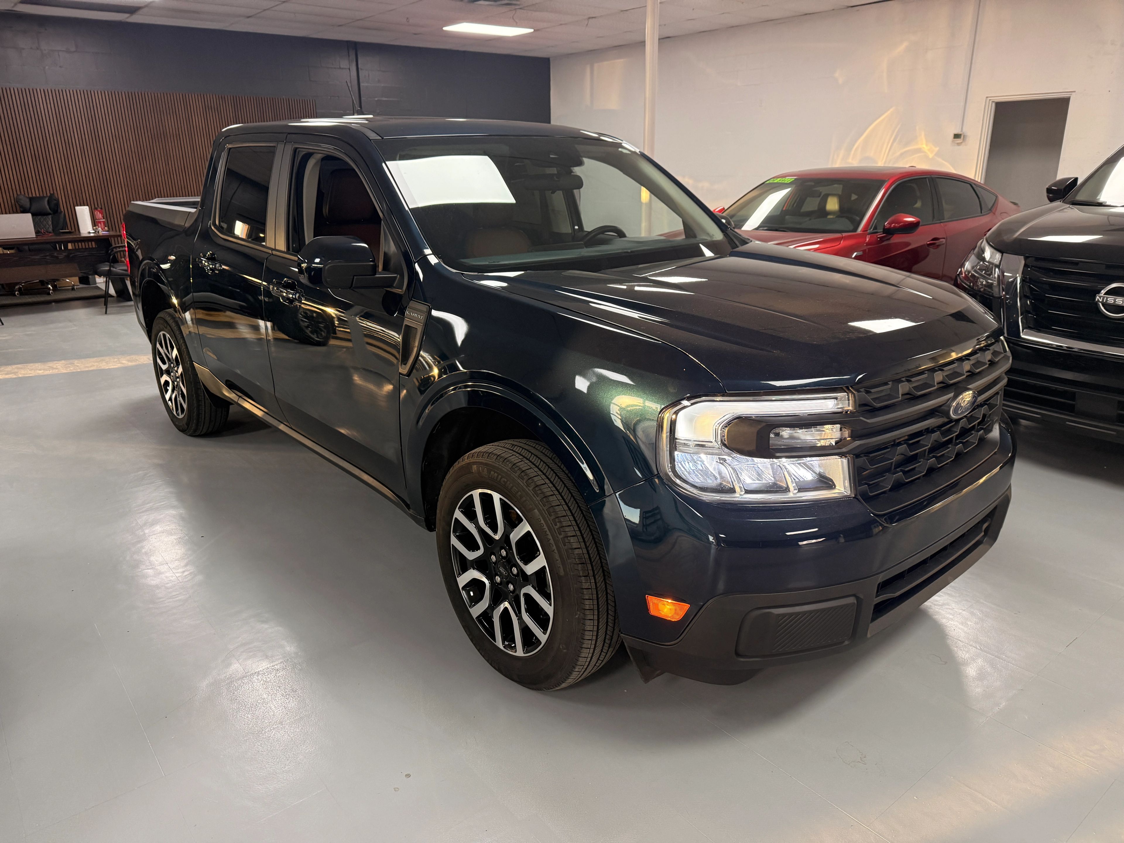 2023 Ford Maverick Brown - Photo 1 of 9