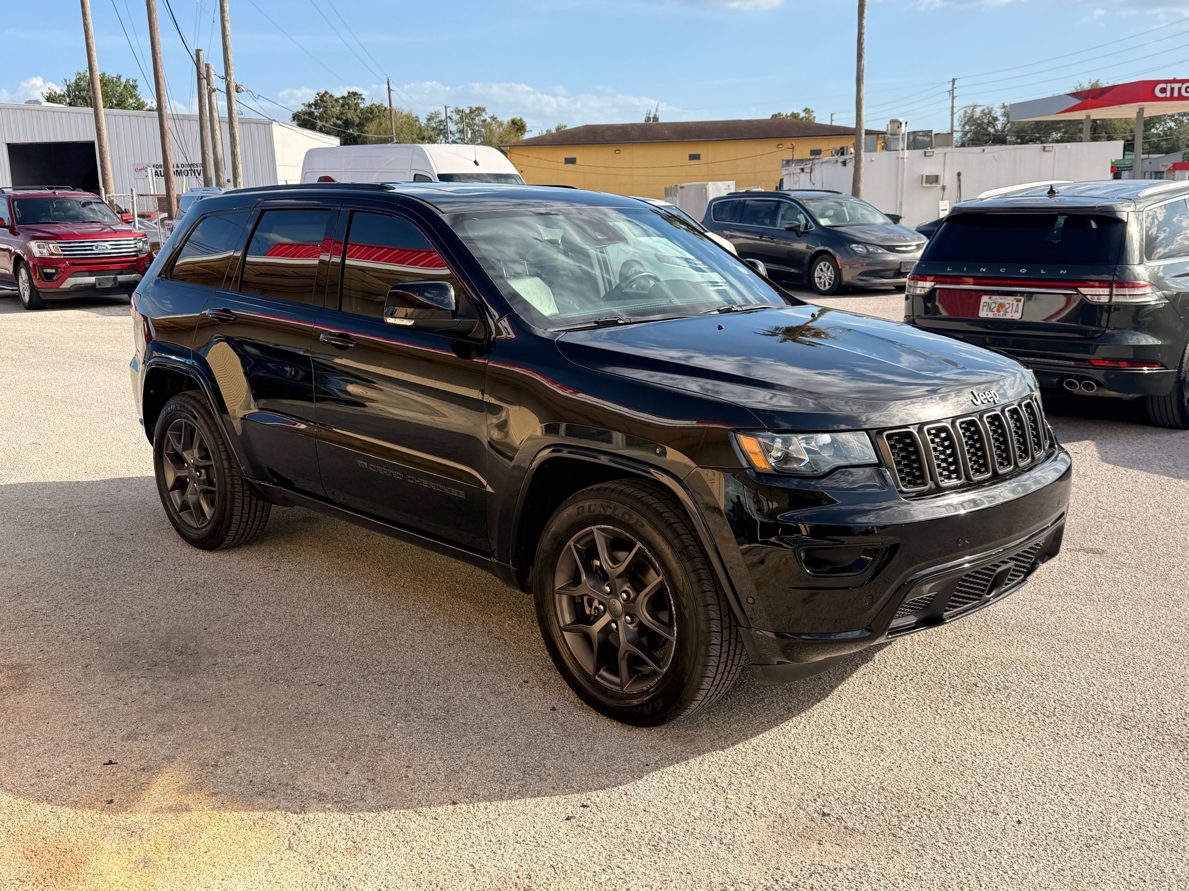 2021 Jeep Grand Cherokee Black - Photo 2 of 7