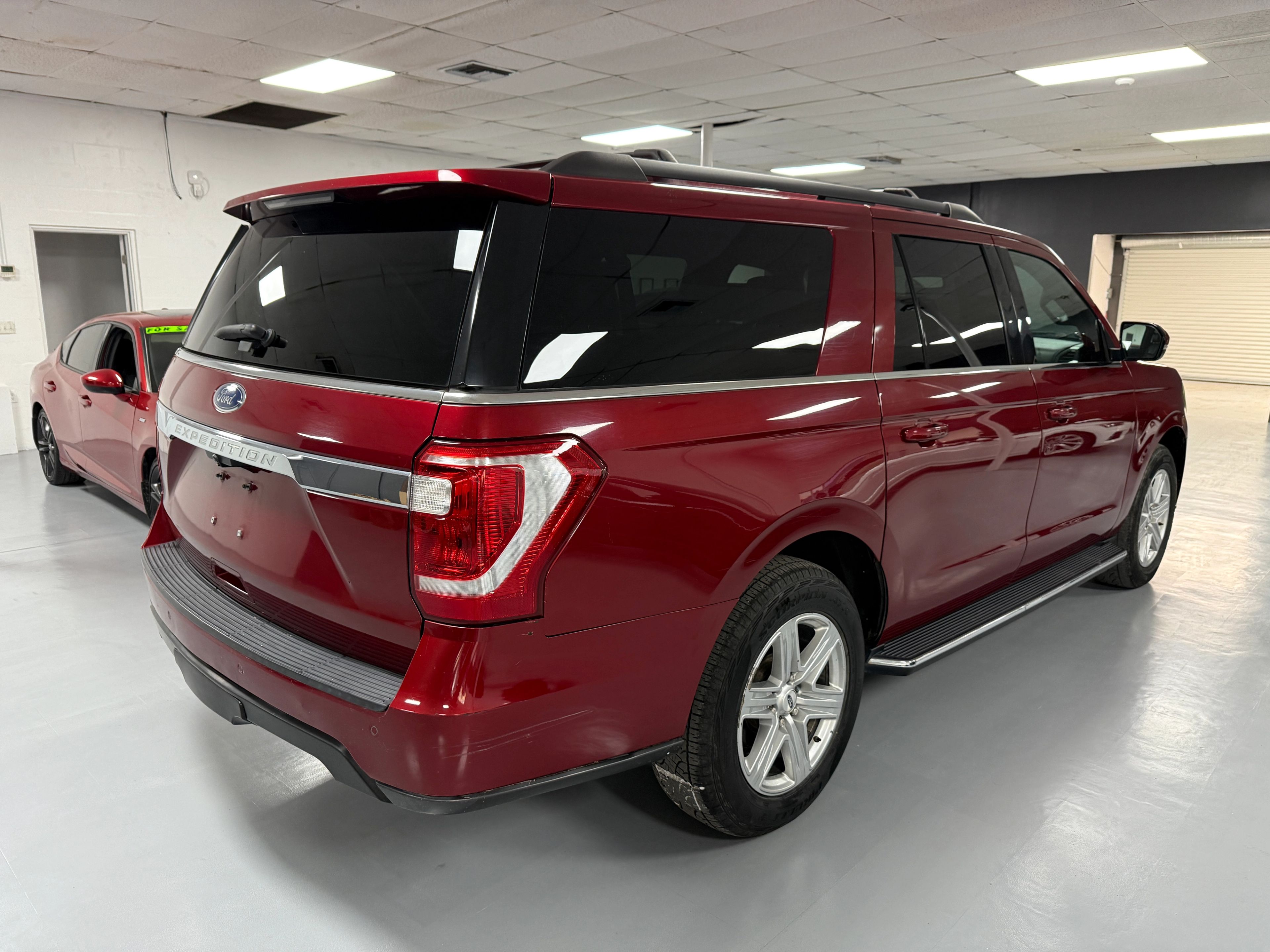 2019 Ford Expedition MAX Beige - Photo 10 of 10