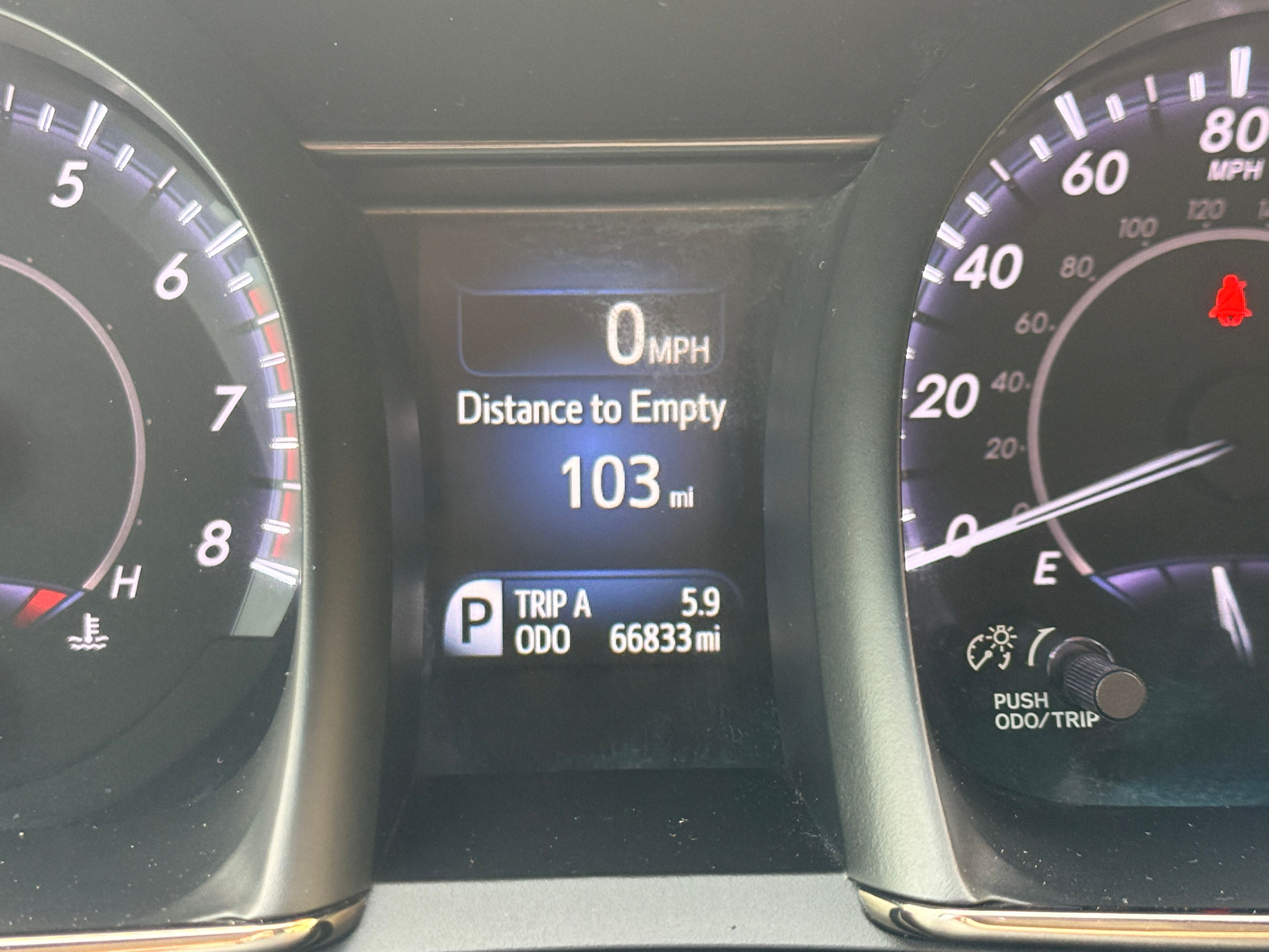 2015 Toyota Avalon Burgundy - Photo 7 of 7