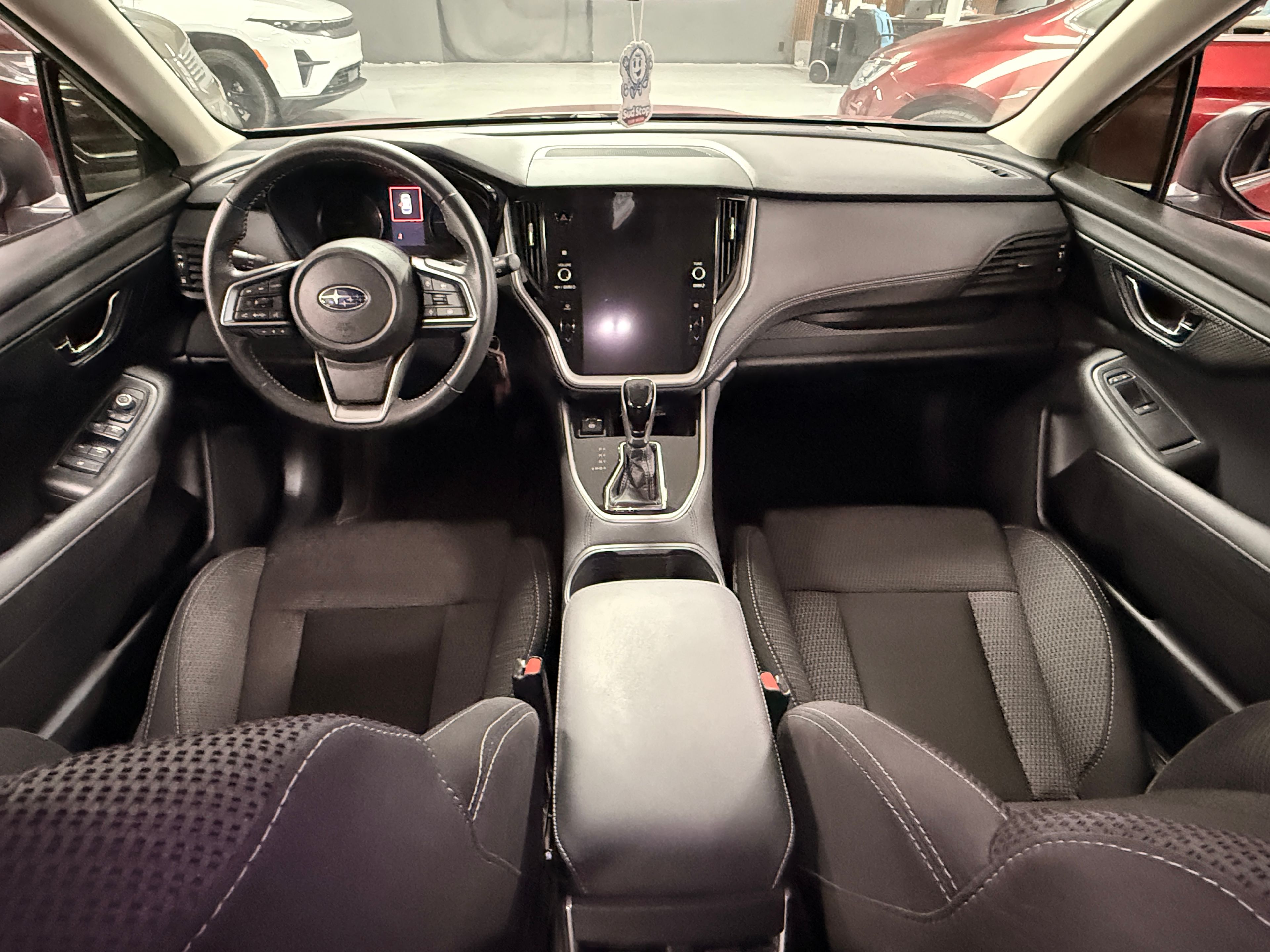 2025 Subaru Outback Black - Photo 6 of 8