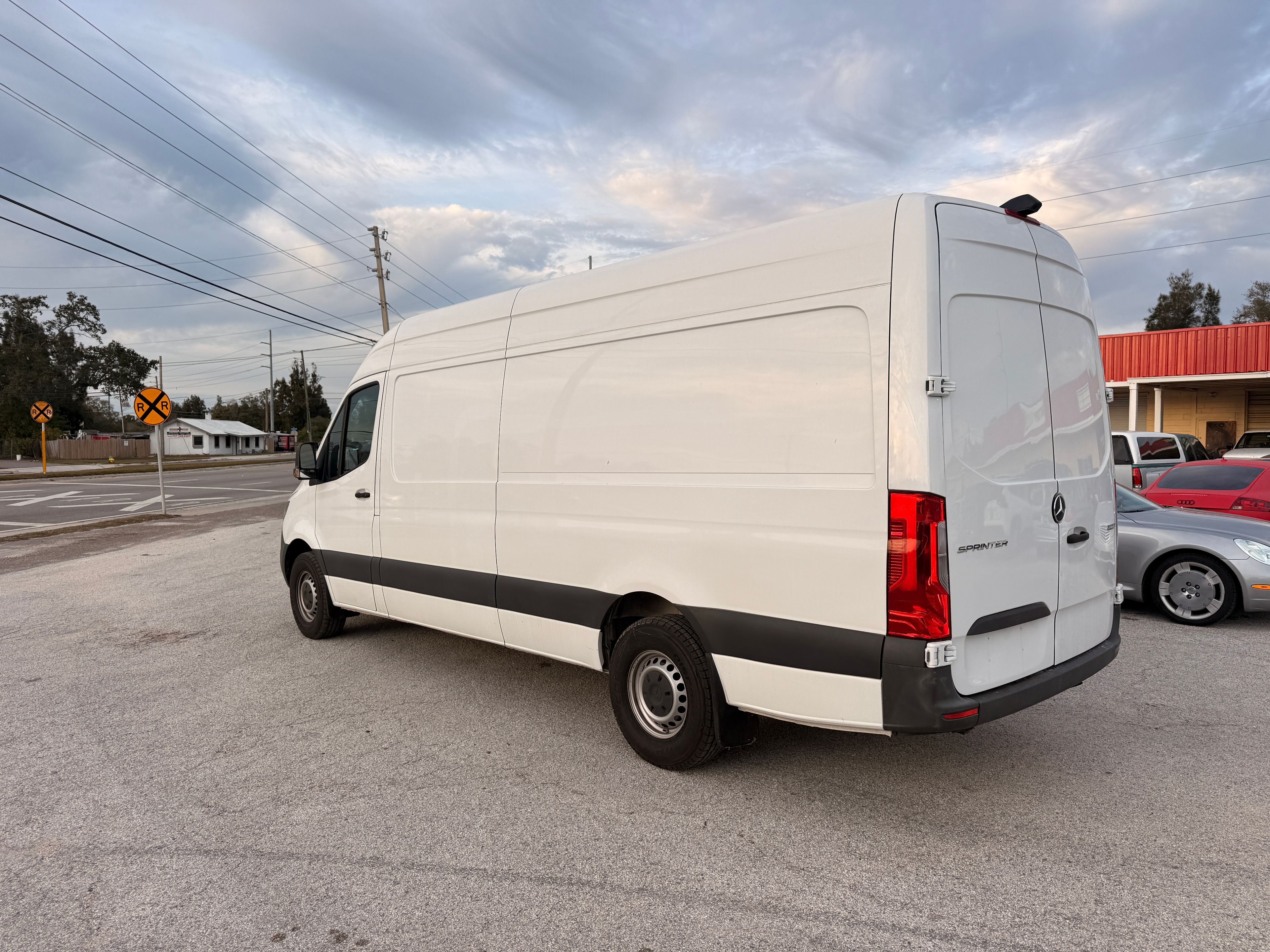 2023 Mercedes-Benz Sprinter Black - Photo 4 of 7