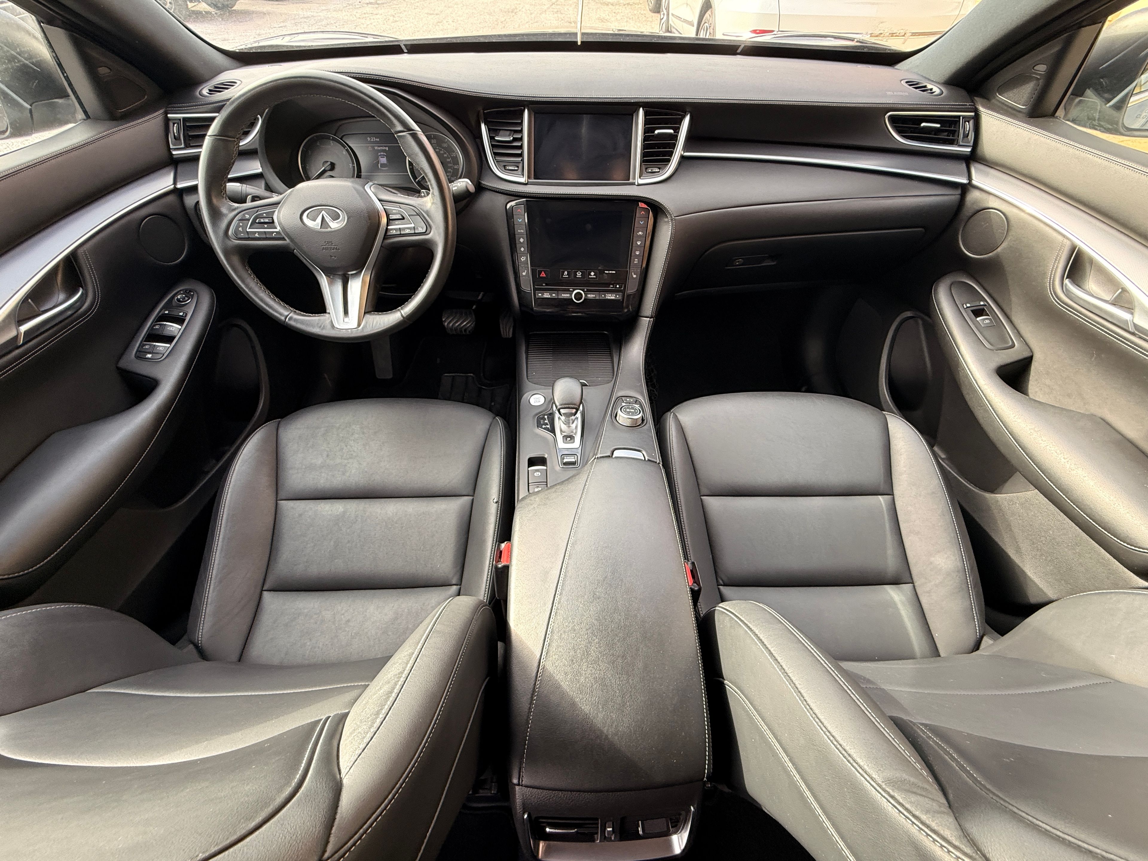 2022 INFINITI QX55 Black - Photo 5 of 7
