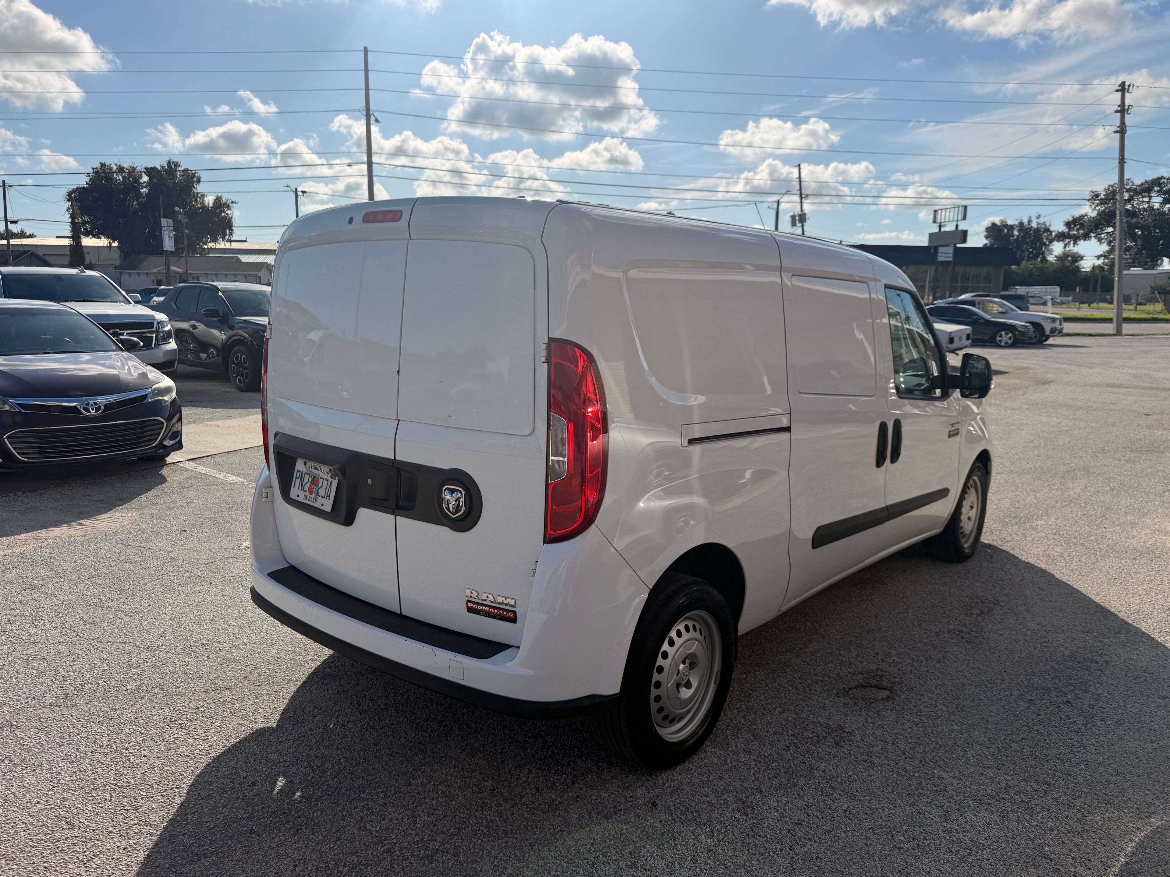 2022 Ram Promaster City White - Photo 3 of 8