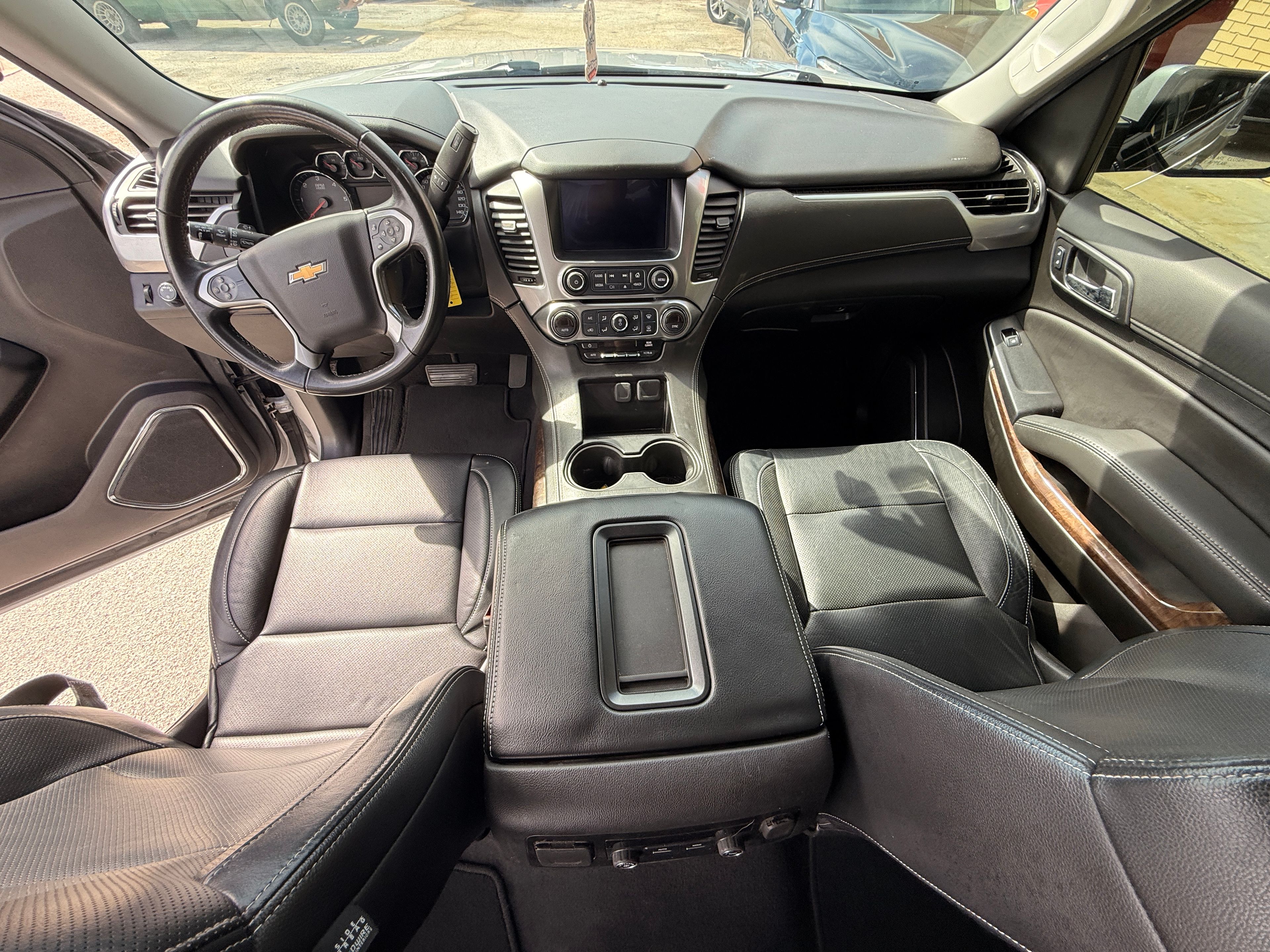 2020 Chevrolet Tahoe Black - Photo 5 of 8