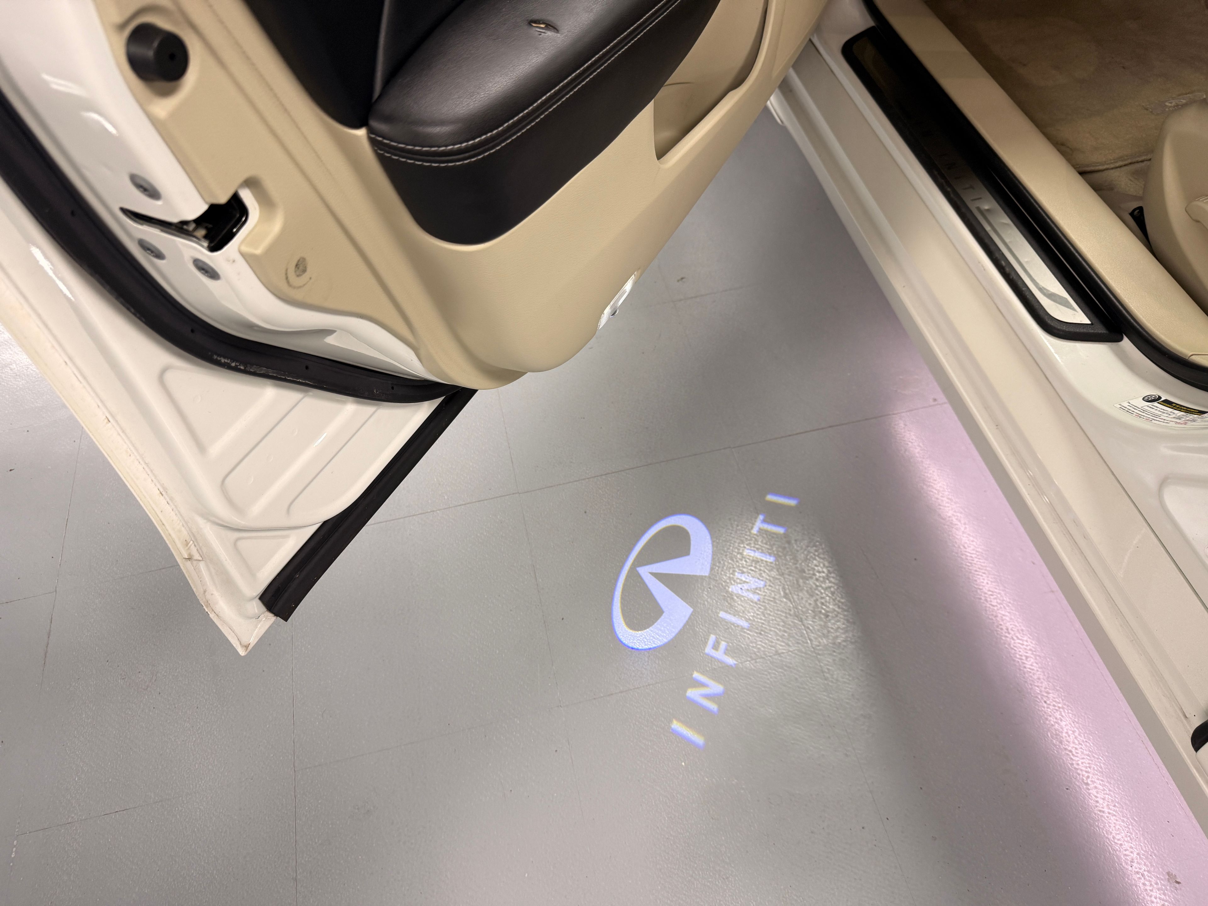 2019 INFINITI Q50 Beige - Photo 7 of 7