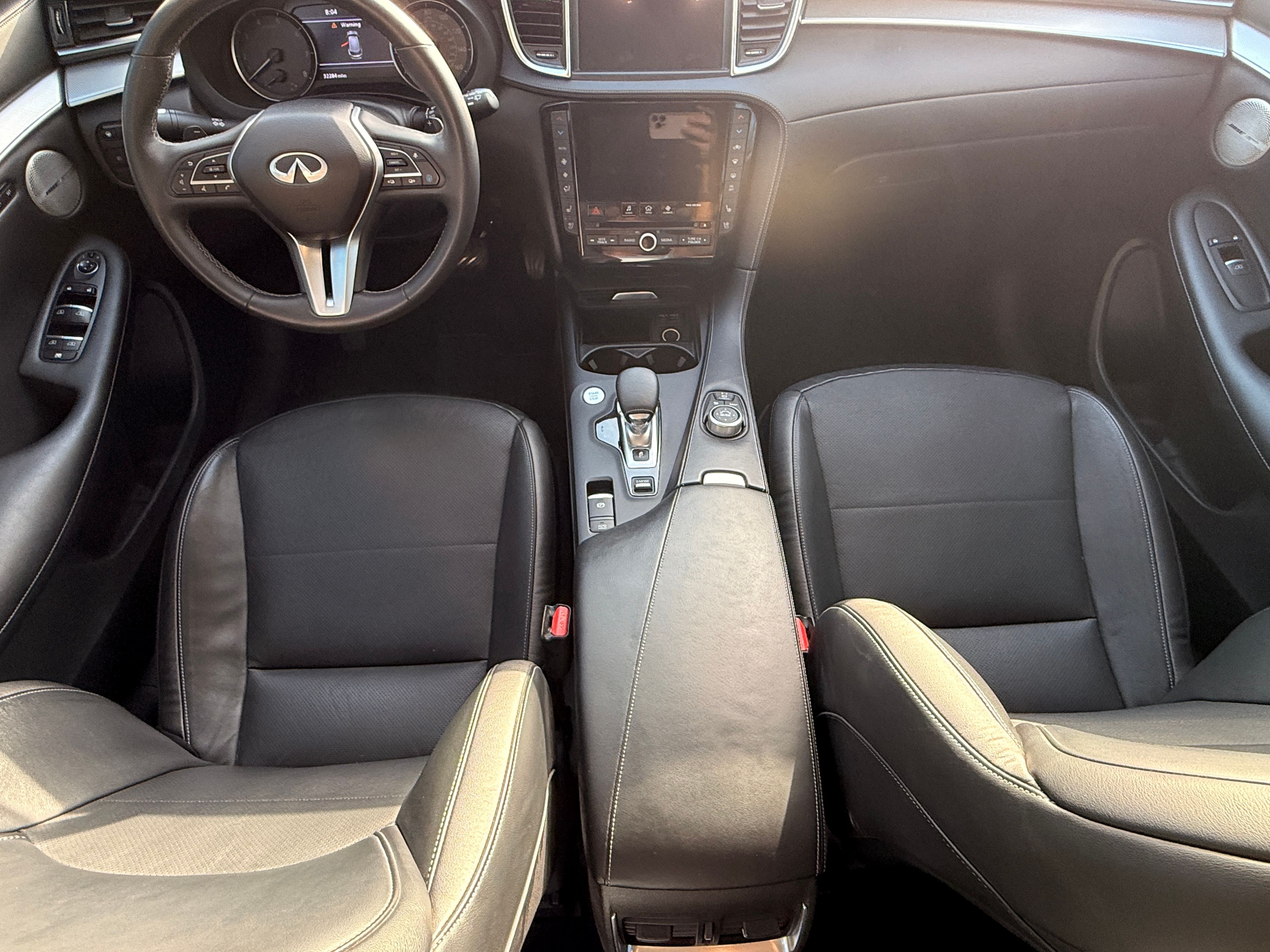 2022 INFINITI QX50 Black - Photo 7 of 10