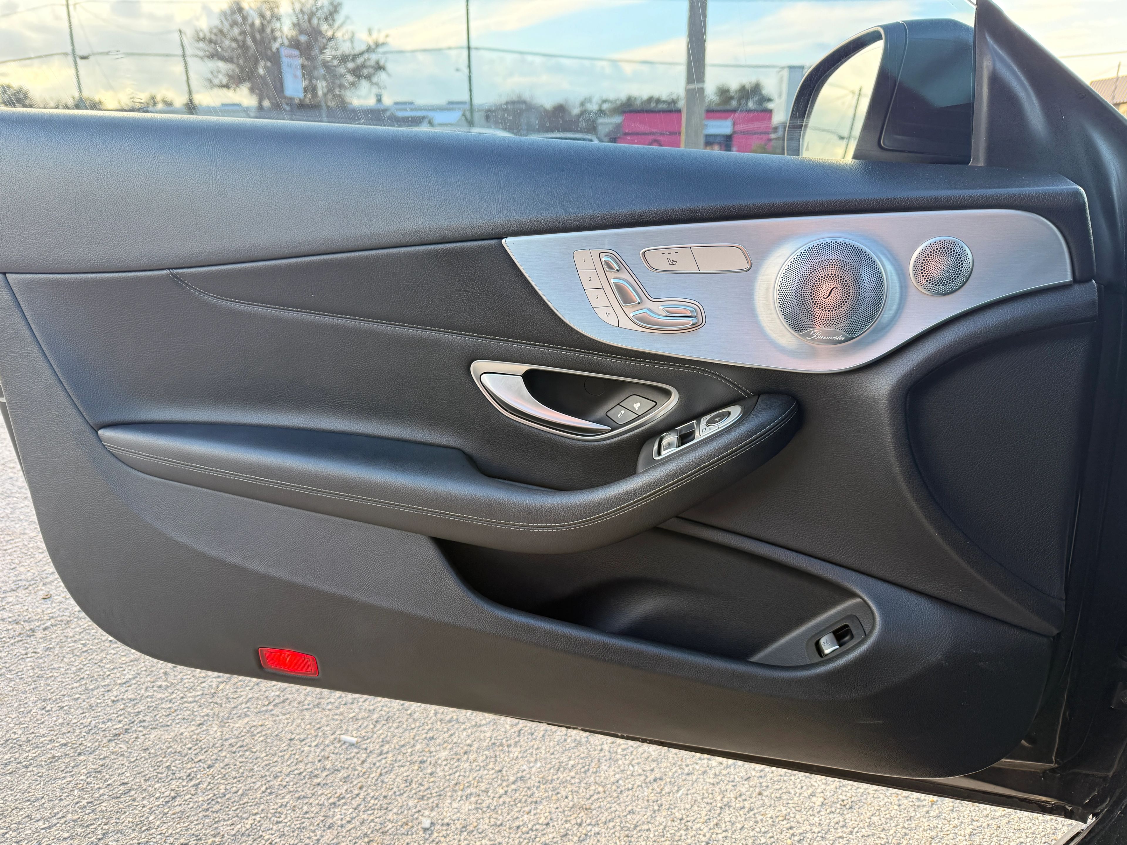 2017 Mercedes-Benz C-Class Black - Photo 5 of 8