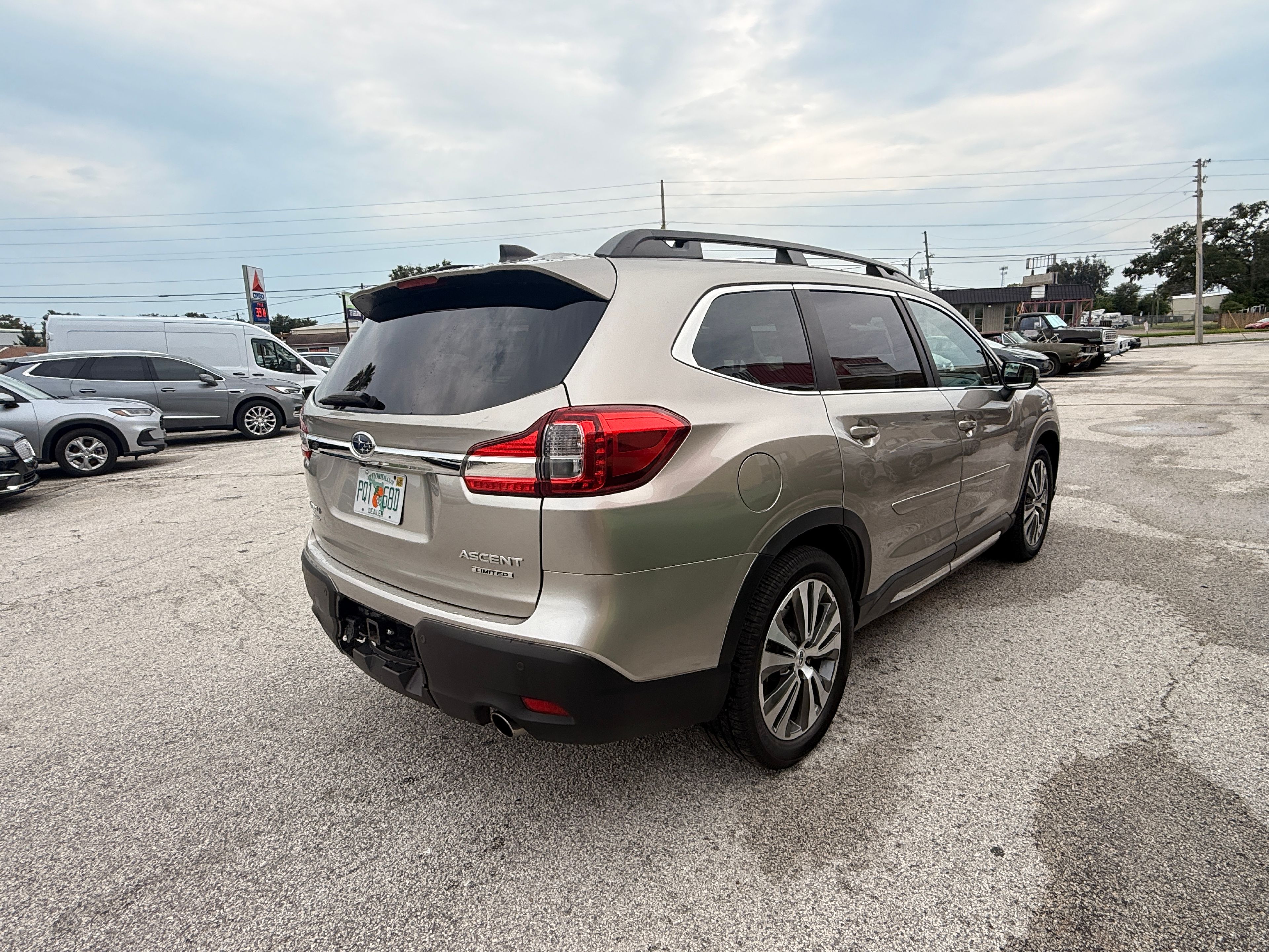 2019 Subaru Ascent - Photo 3 of 8