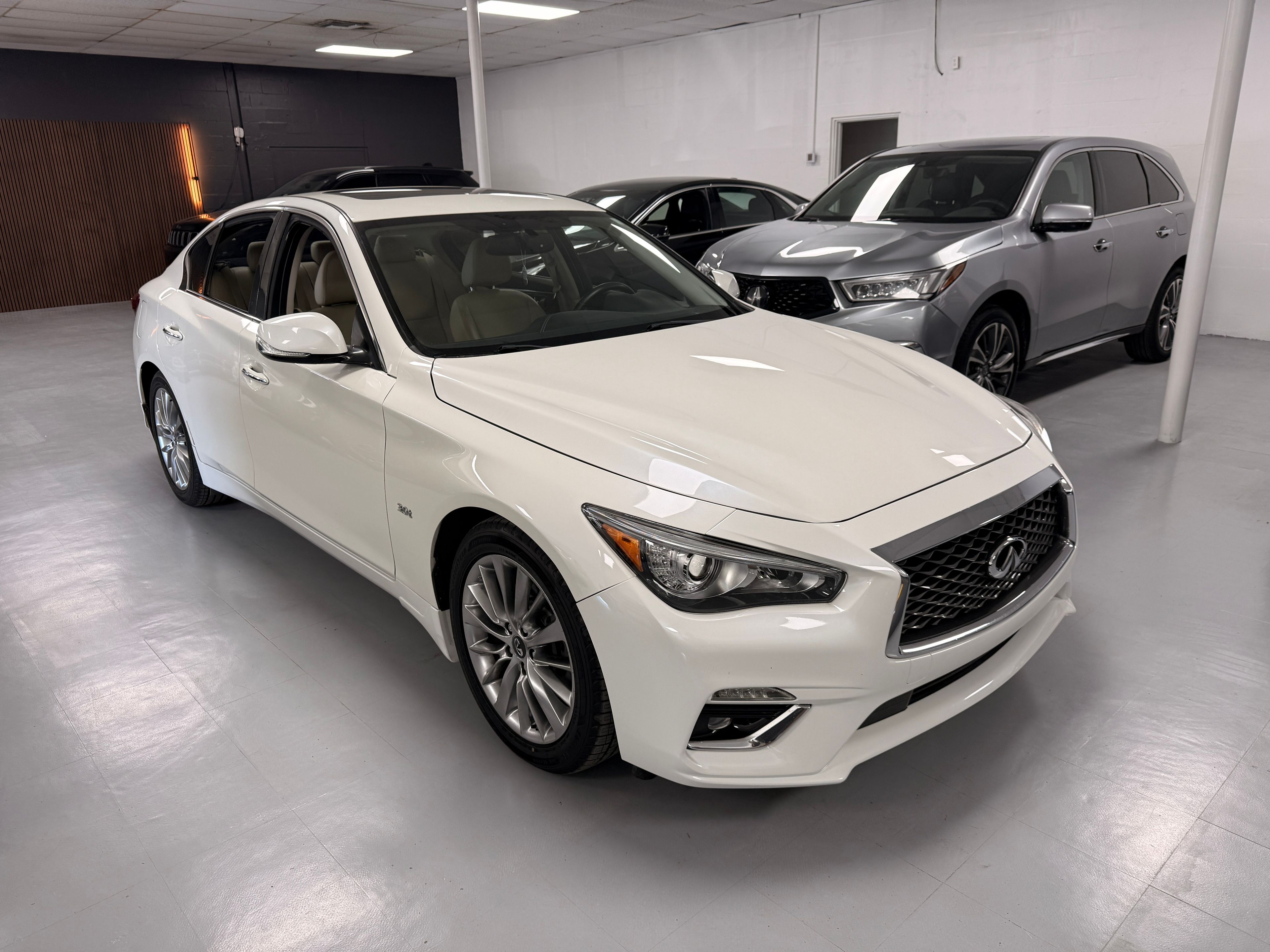 2019 INFINITI Q50 Beige - Photo 1 of 7