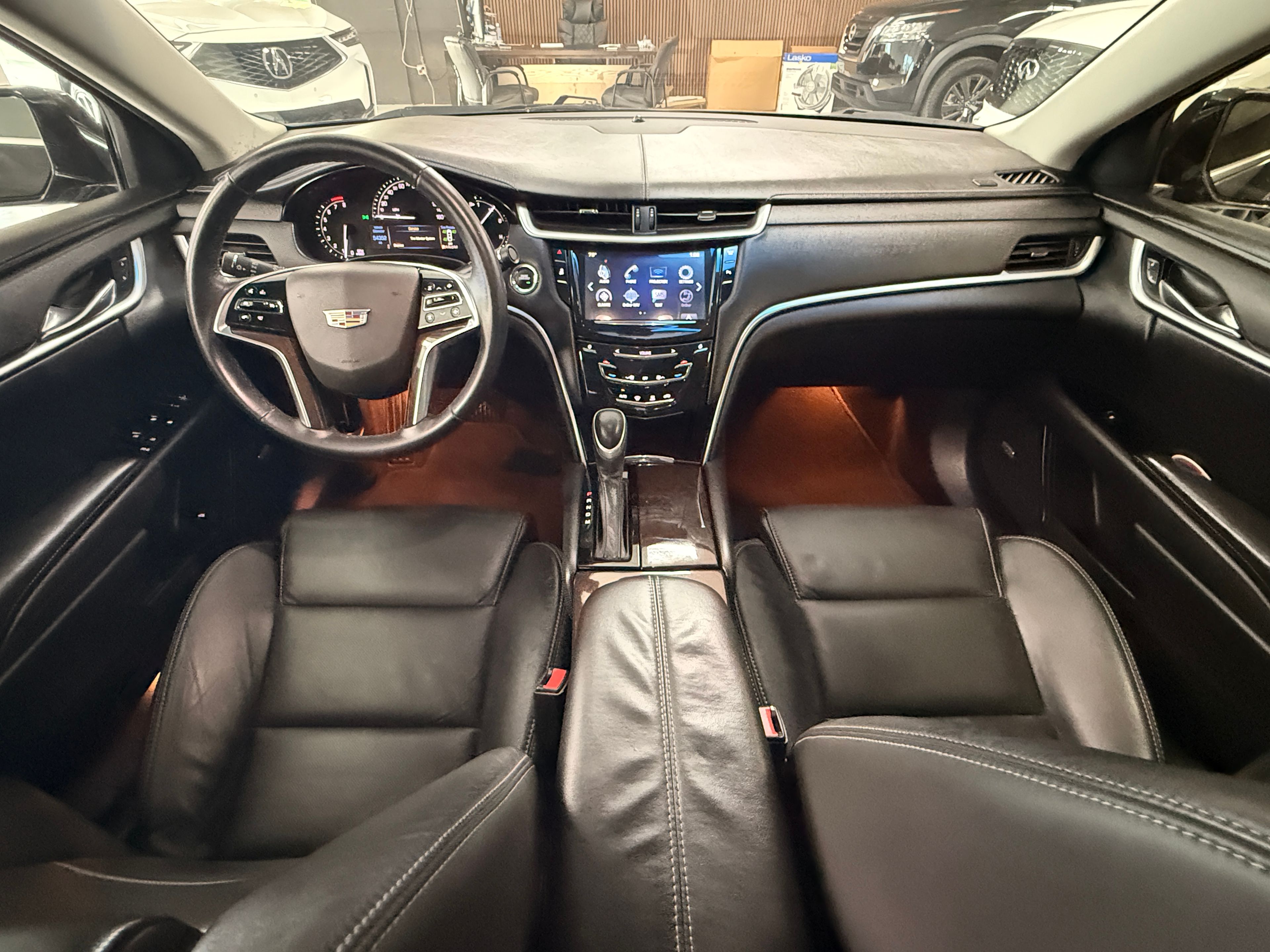 2017 CADILLAC XTS Black - Photo 5 of 8