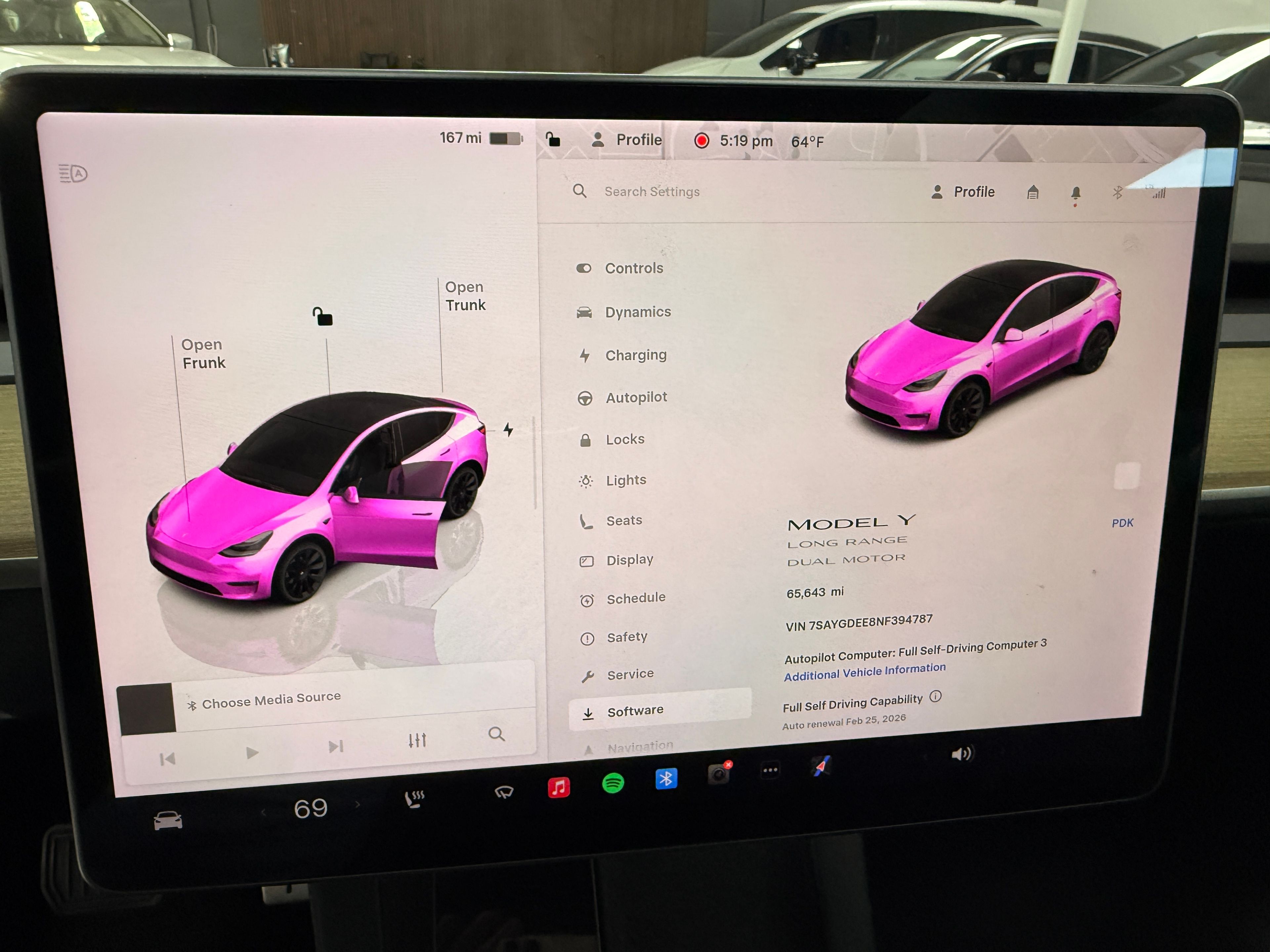 2022 Tesla Model Y White - Photo 6 of 8