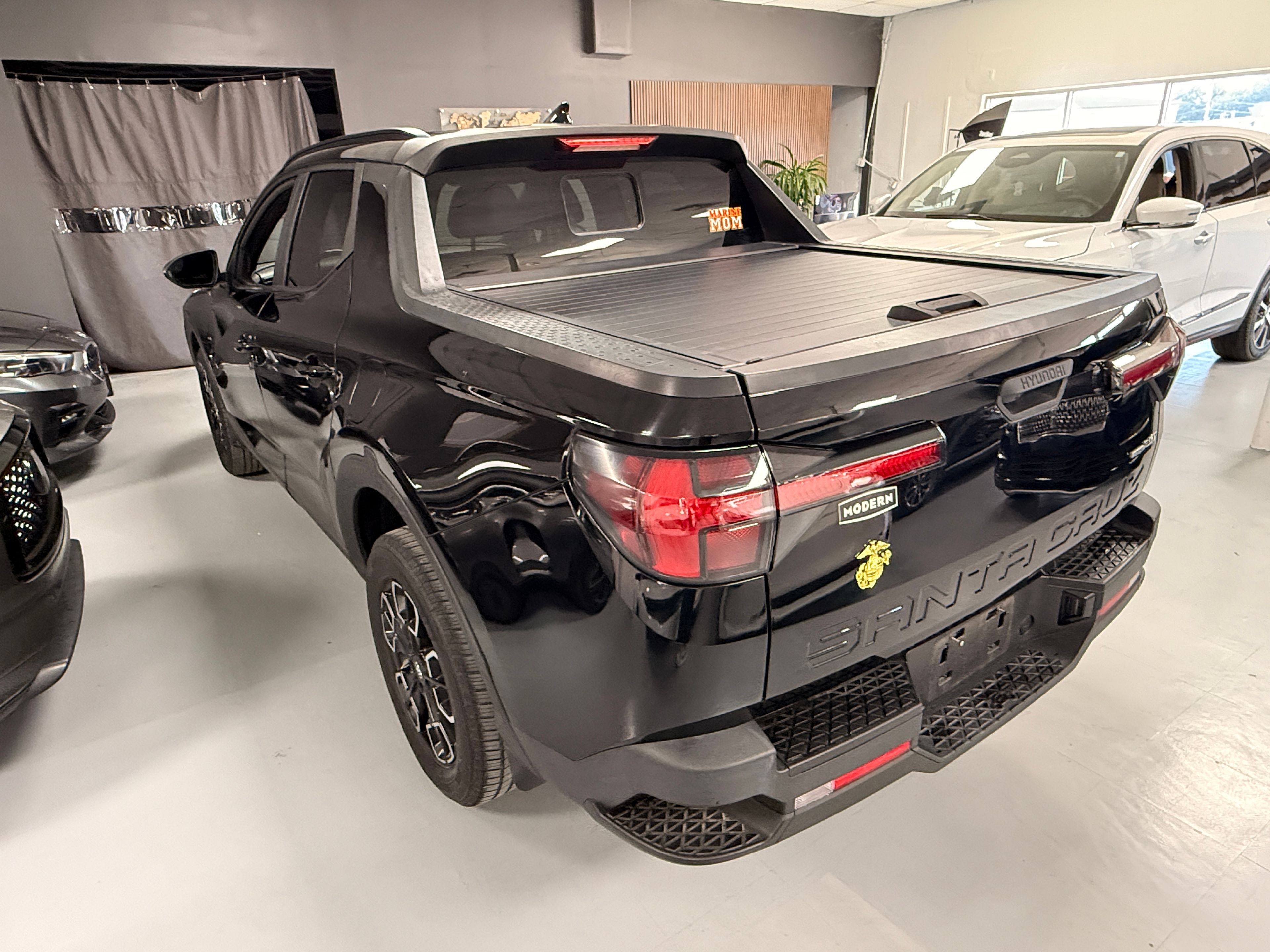 2022 Hyundai Santa Cruz Black - Photo 4 of 7