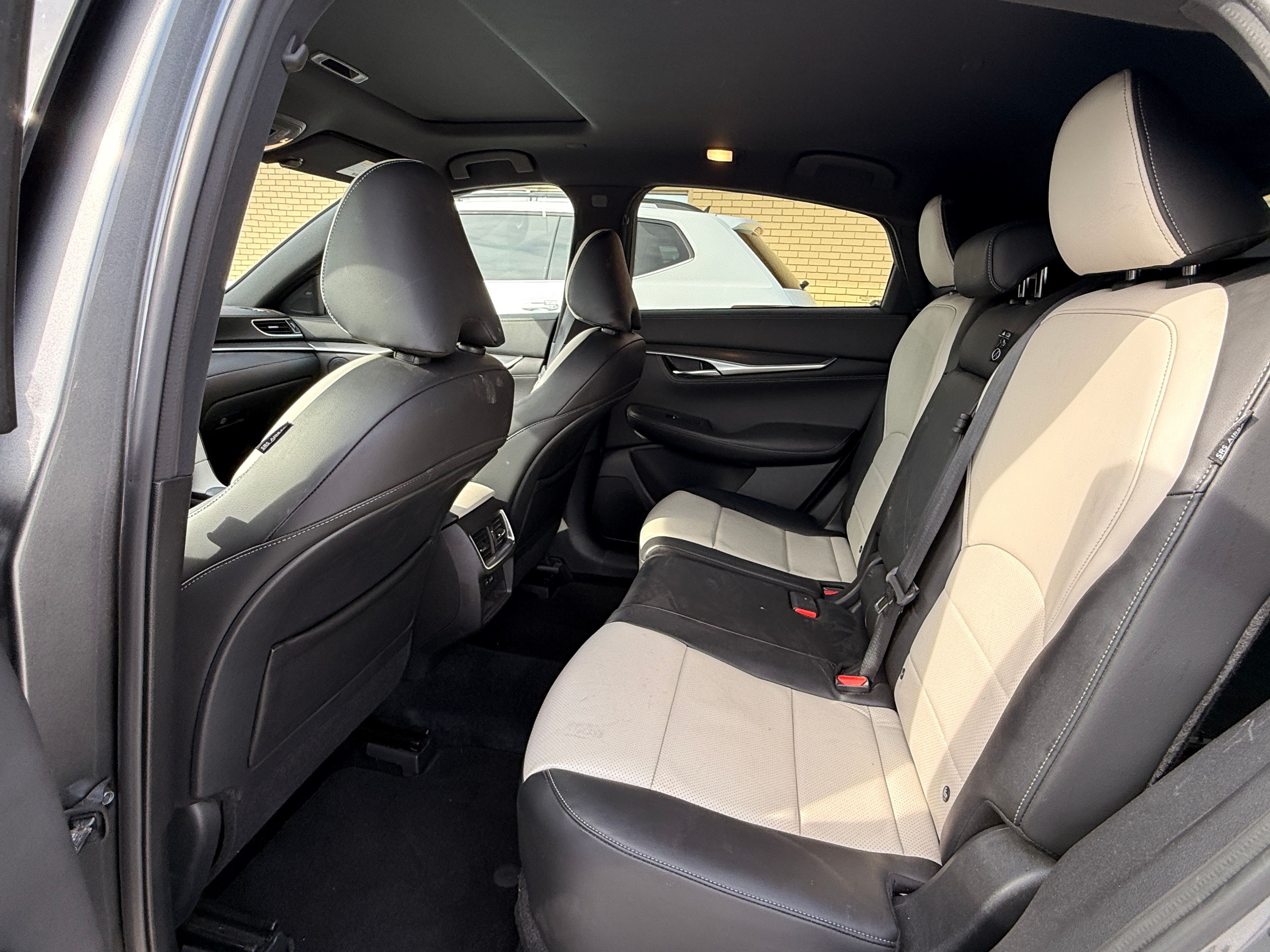 2023 INFINITI QX55 Gray - Photo 6 of 8