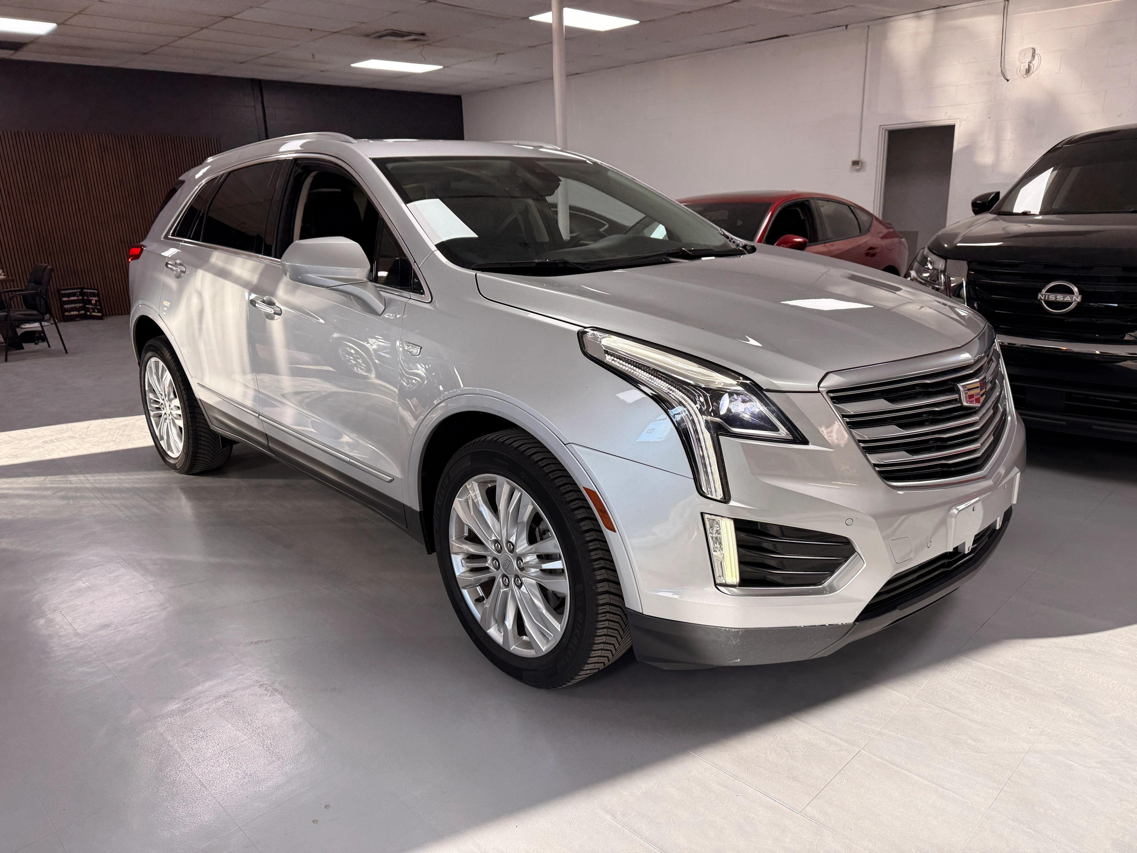 2018 CADILLAC XT5 Black - Photo 1 of 9