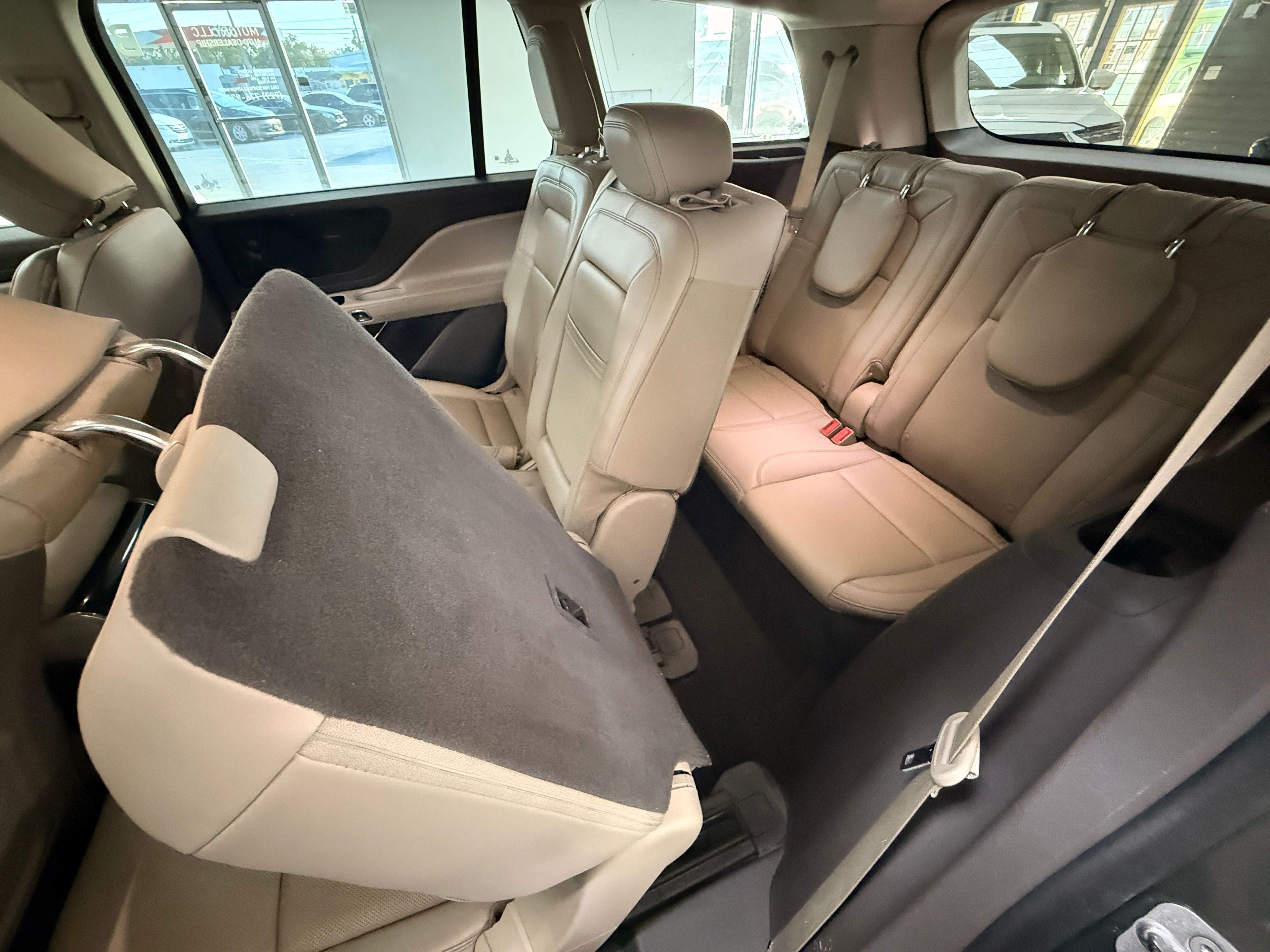 2023 LINCOLN Aviator Green - Photo 8 of 13