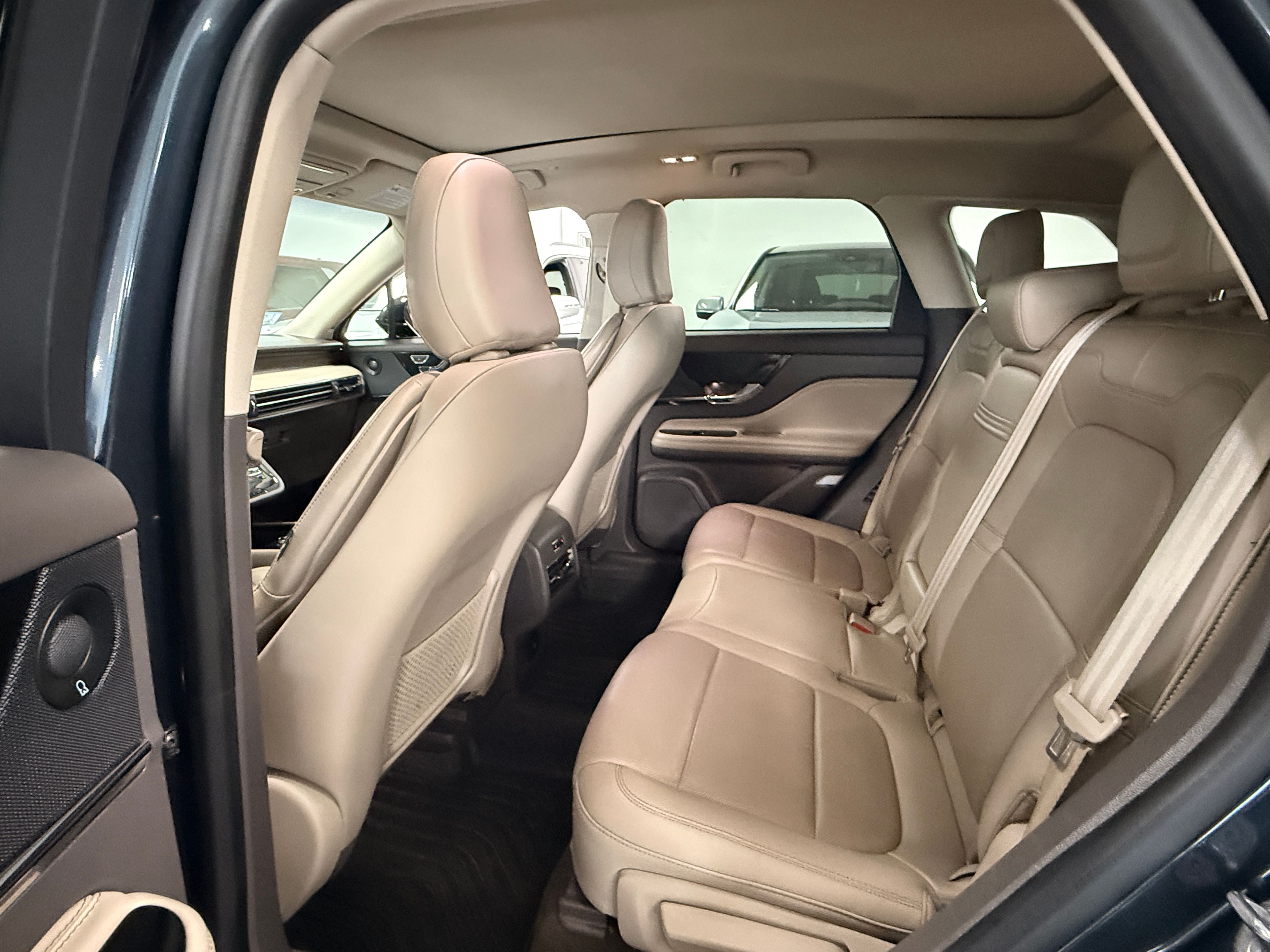 2021 LINCOLN Corsair Beige - Photo 6 of 7