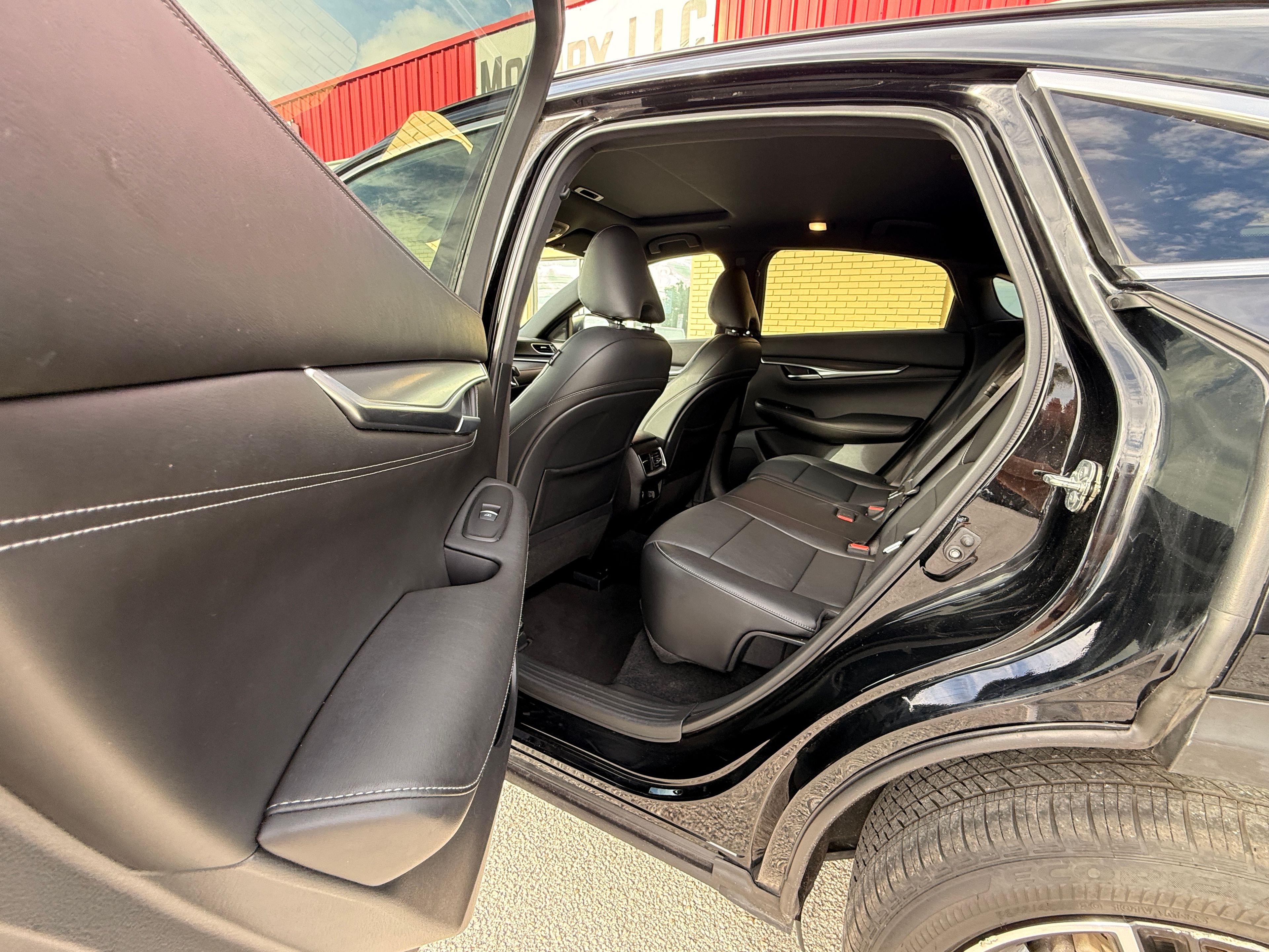2022 INFINITI QX55 Black - Photo 6 of 7