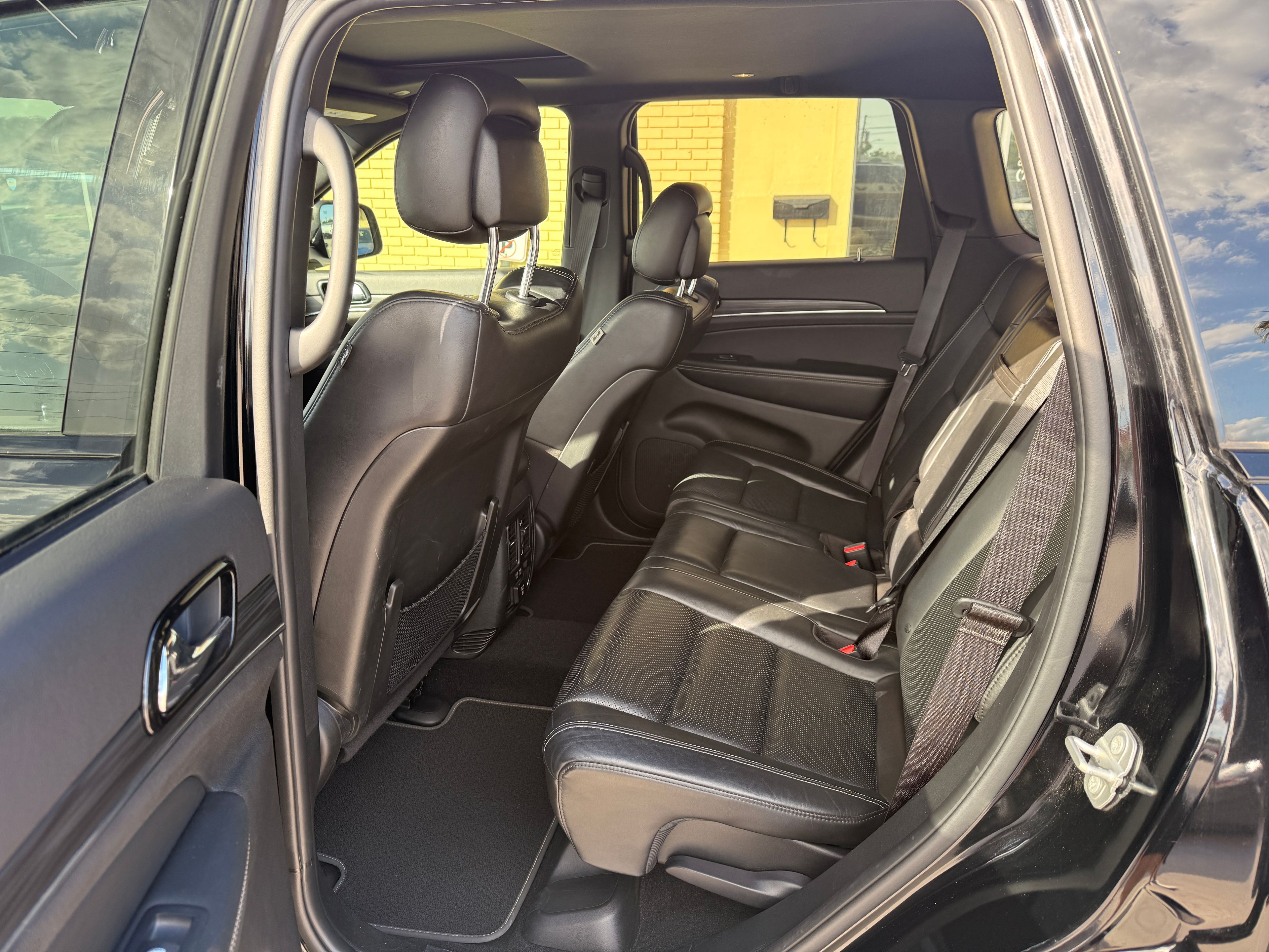 2021 Jeep Grand Cherokee Black - Photo 5 of 7