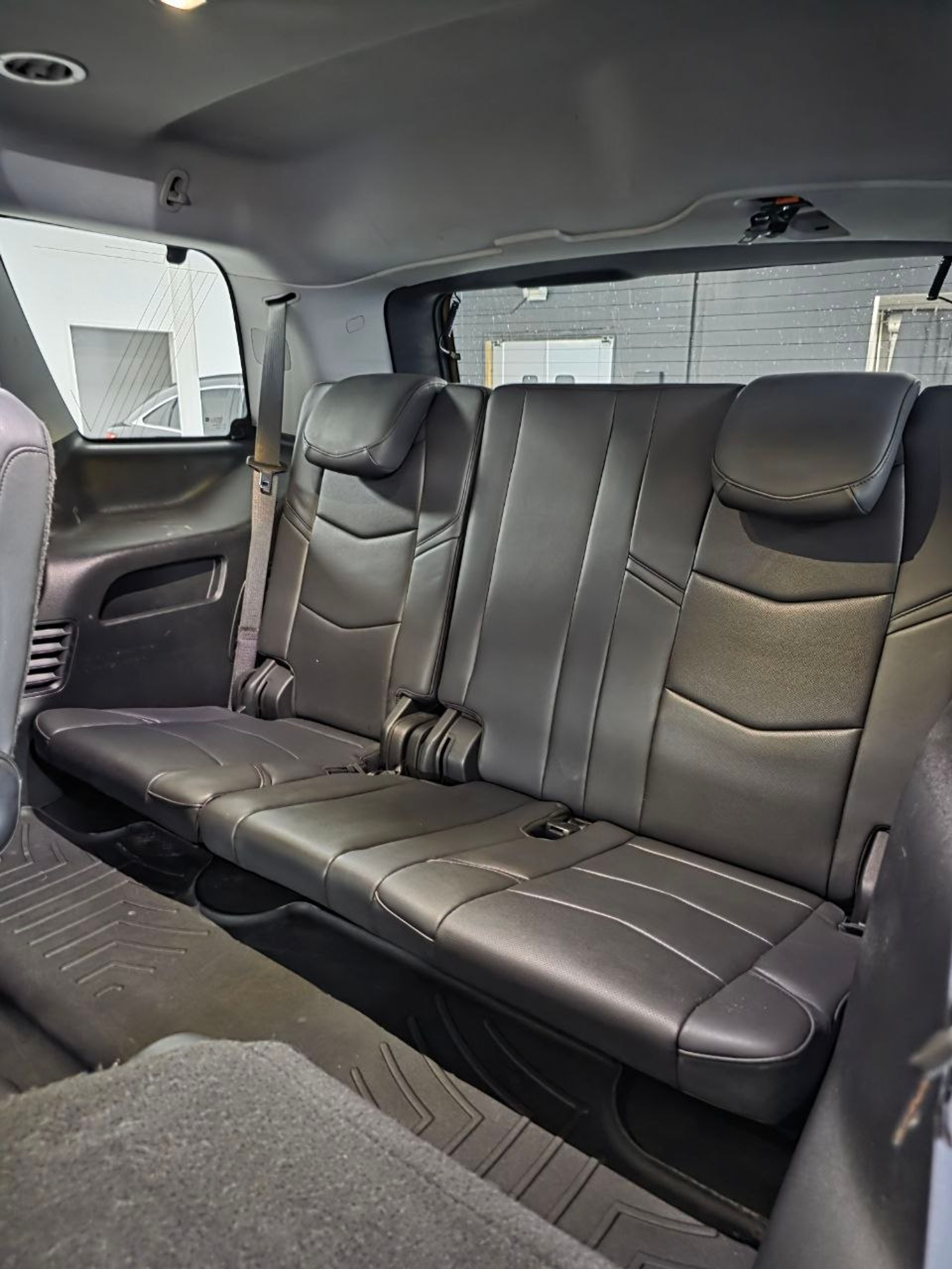 2020 CADILLAC Escalade Black - Photo 10 of 12