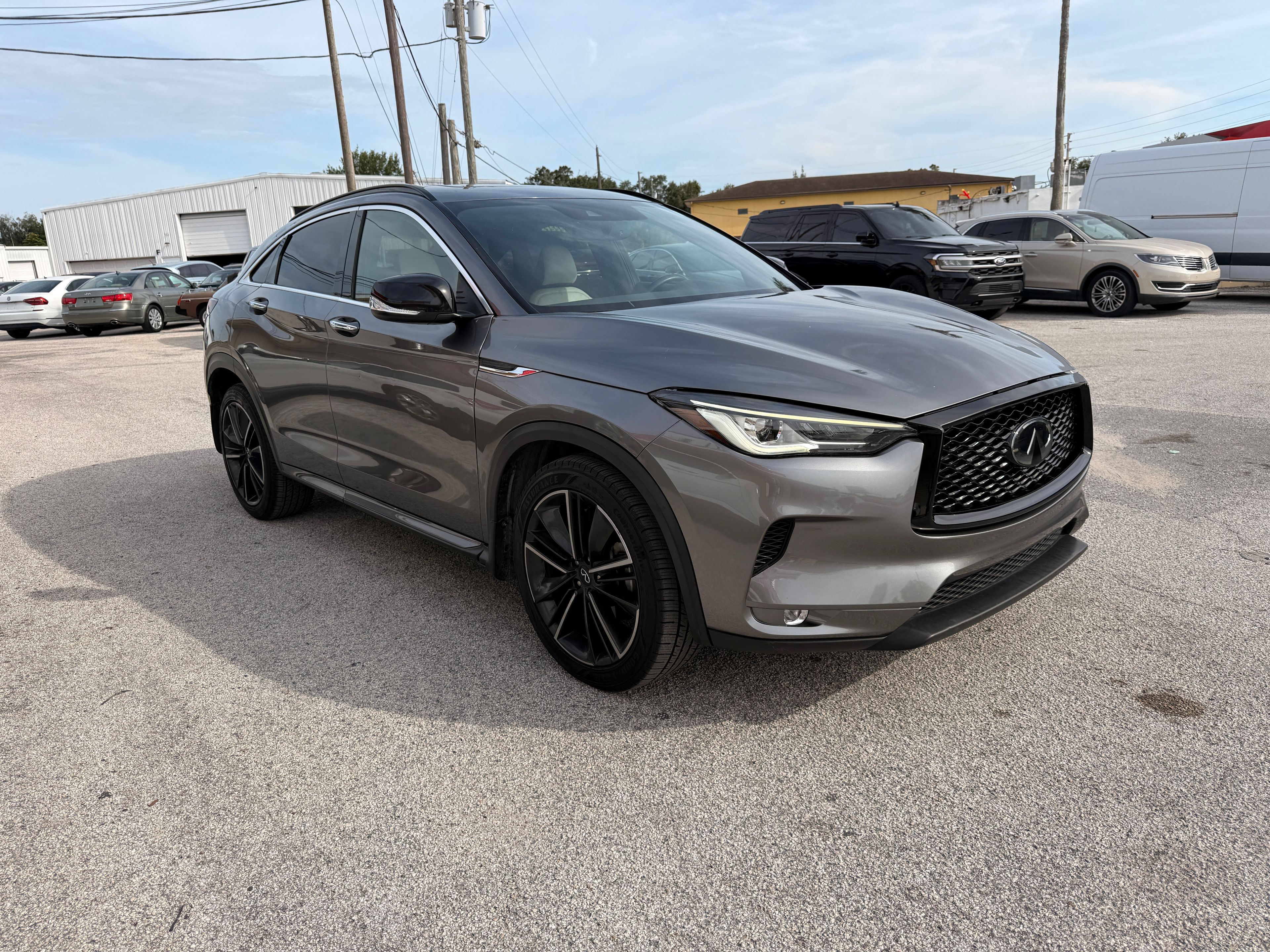 2023 INFINITI QX55 Gray - Photo 2 of 8