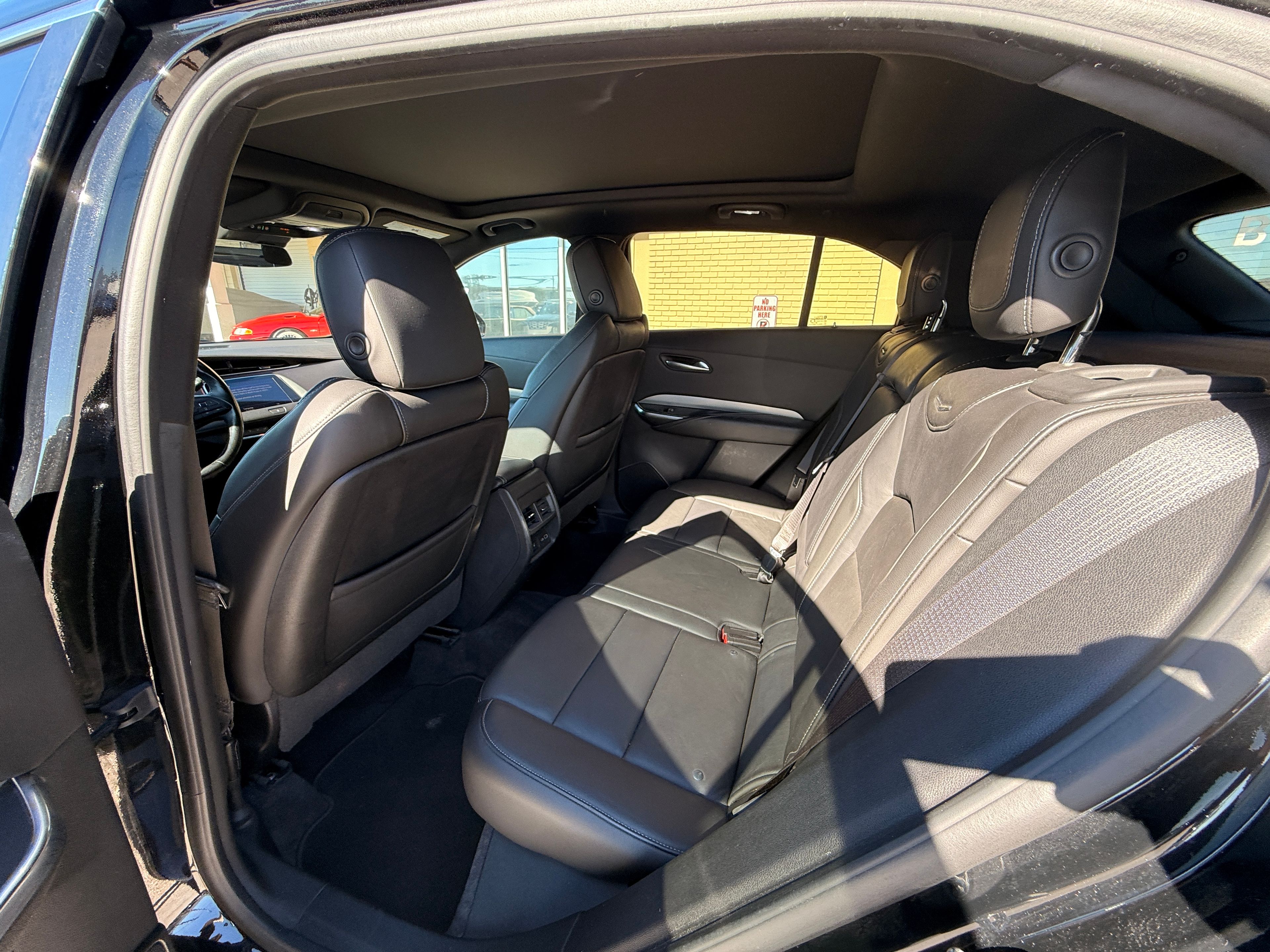 2019 CADILLAC XT4 Black - Photo 6 of 7