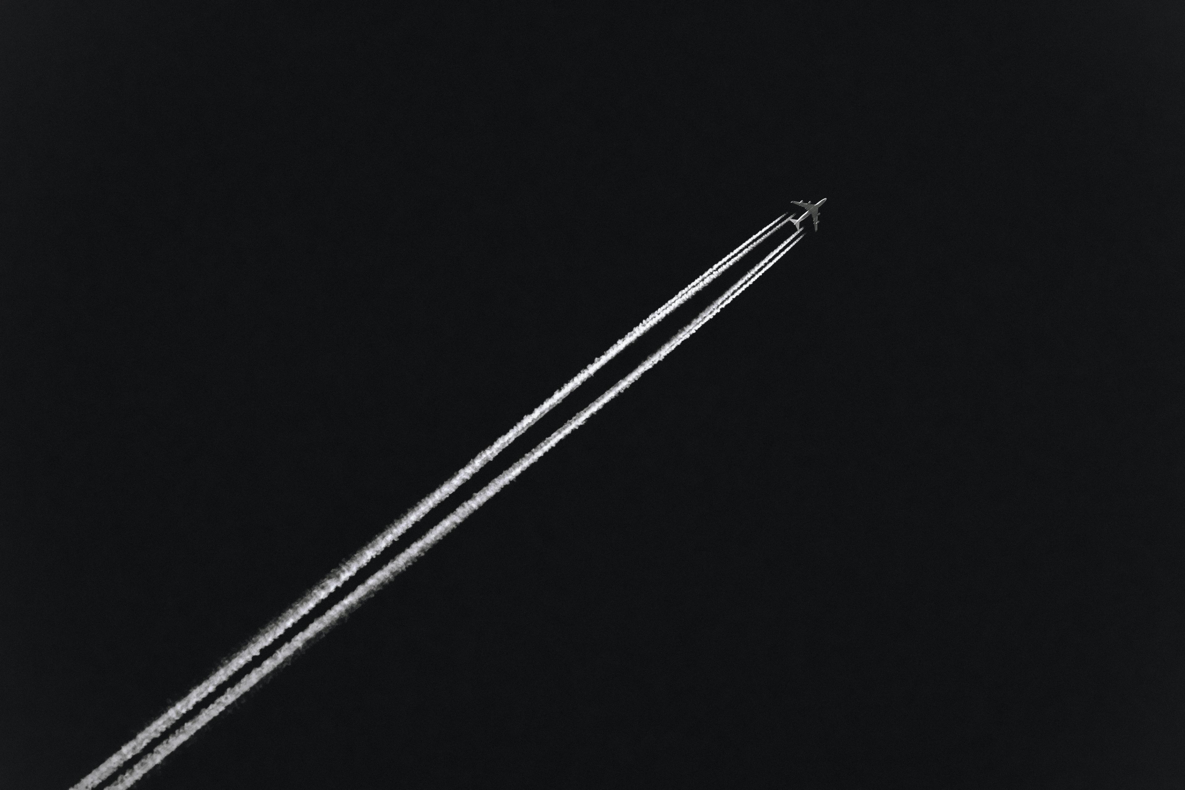 plane flying