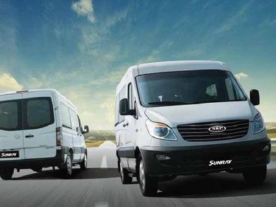 2026 JAC Sunray 2.0T 13-Seater, photo 2